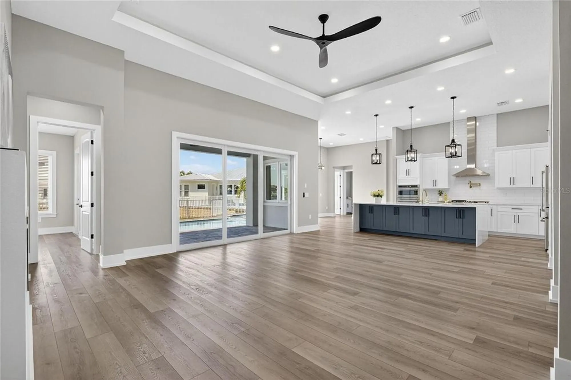 Property Slideshow image 19 of 91 | 614 pinckney dr, Apollo Beach, FL, 33572