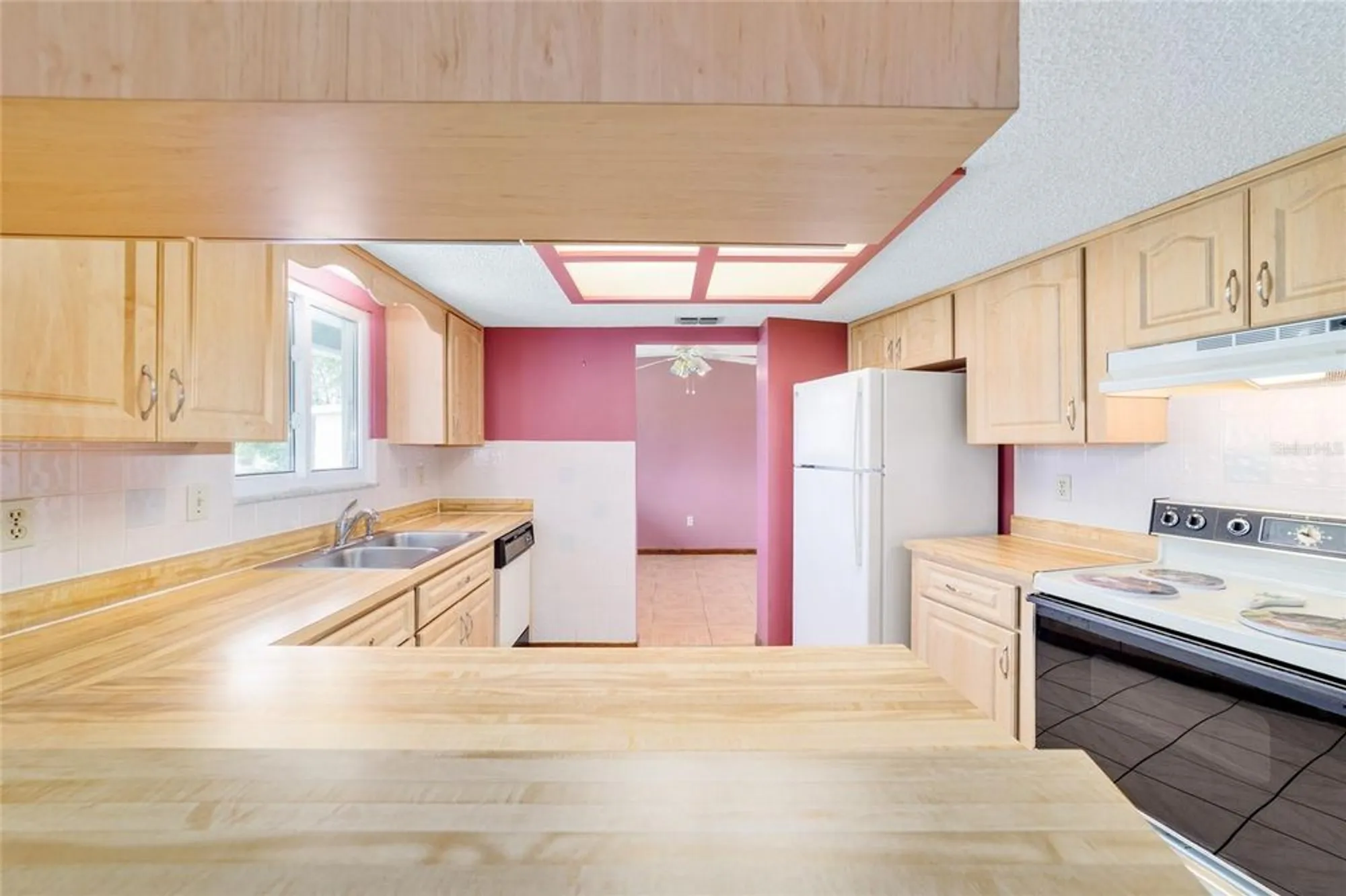 Property Slideshow image 24 of 62 | 9841 sw 102nd pl, Ocala, FL, 34481