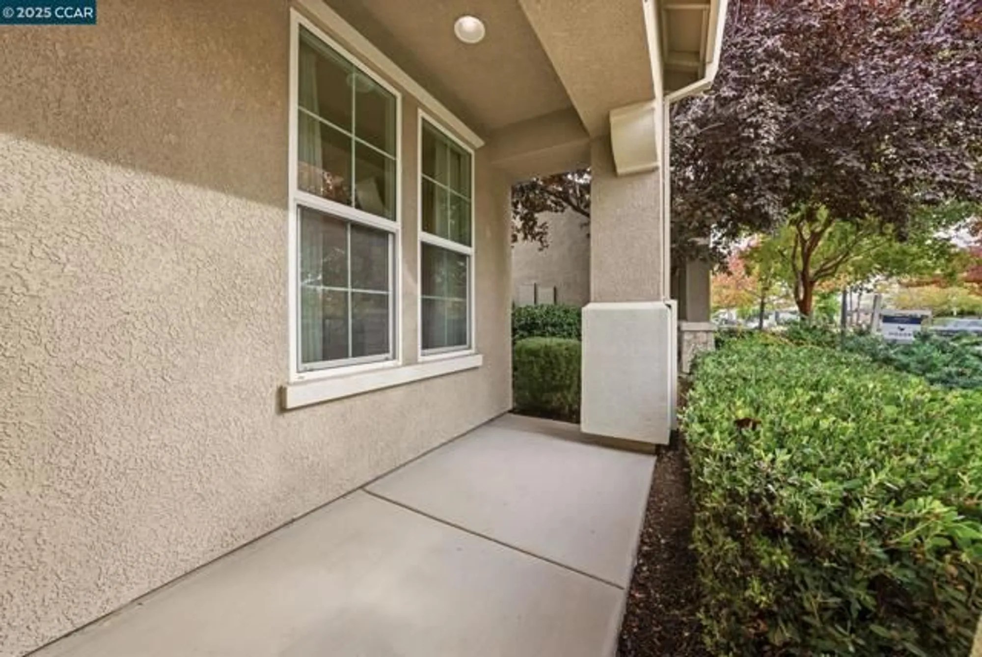 Property Slideshow image 4 of 60 | 4213 hovnanian dr, Sacramento, CA, 95834