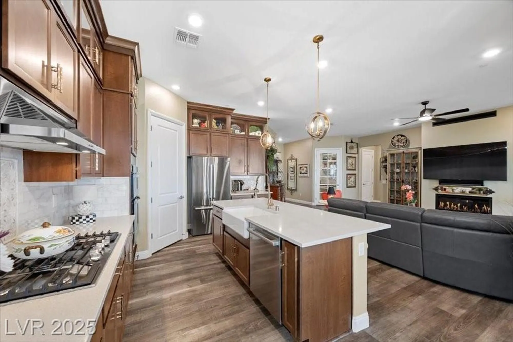 Property Slideshow image 15 of 69 | 44 stone yucca ct, Henderson, NV, 89011