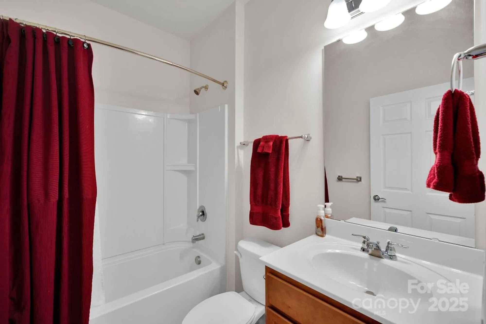 Property Slideshow image 14 of 46 | 20310 dovekie ln, Indian Land, SC, 29707
