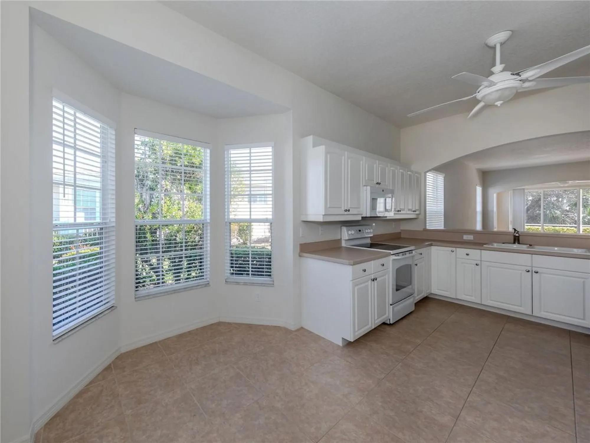 Property Slideshow image 16 of 33 | 1622 monarch dr # 1622, Venice, FL, 34293