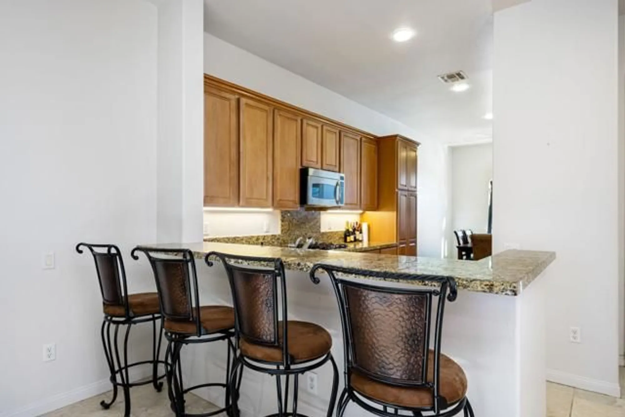 Property Slideshow image 12 of 40 | 40767 calle los osos, Indio, CA, 92203