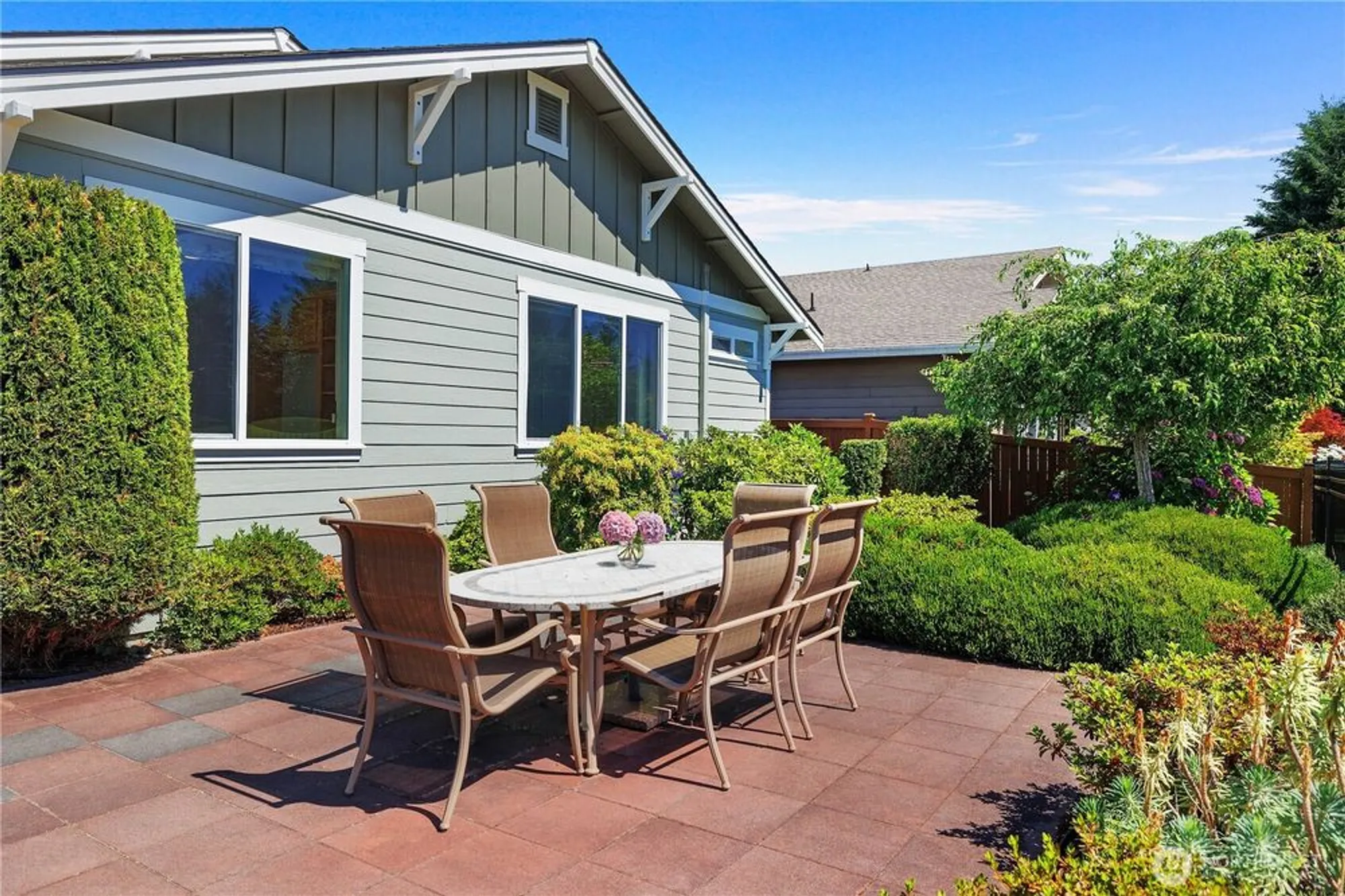 Property Slideshow image 17 of 39 | 4812 spokane st, Lacey, WA, 98516