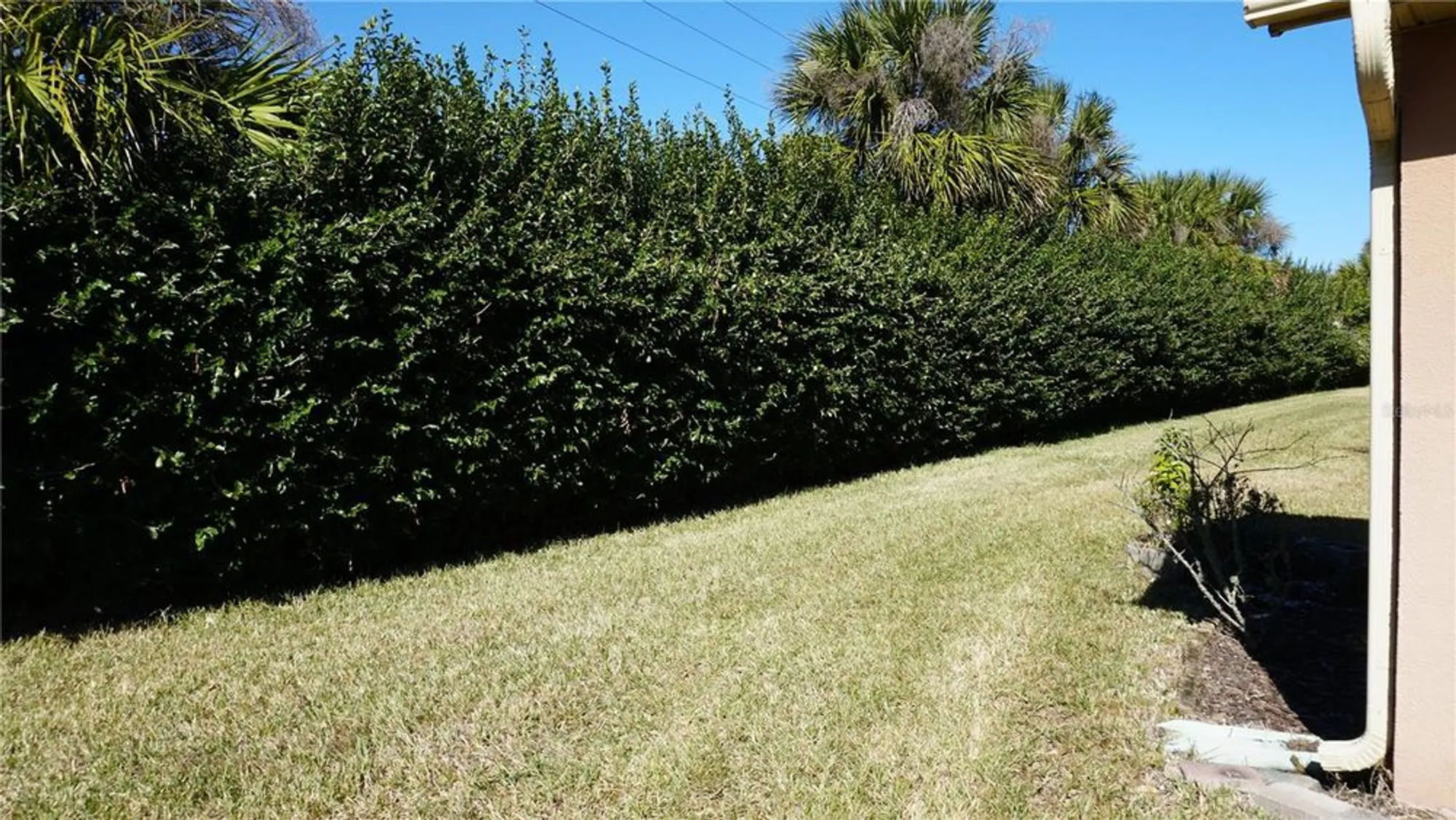 Property Slideshow image 7 of 32 | 156 grand canal dr, Poinciana, FL, 34759