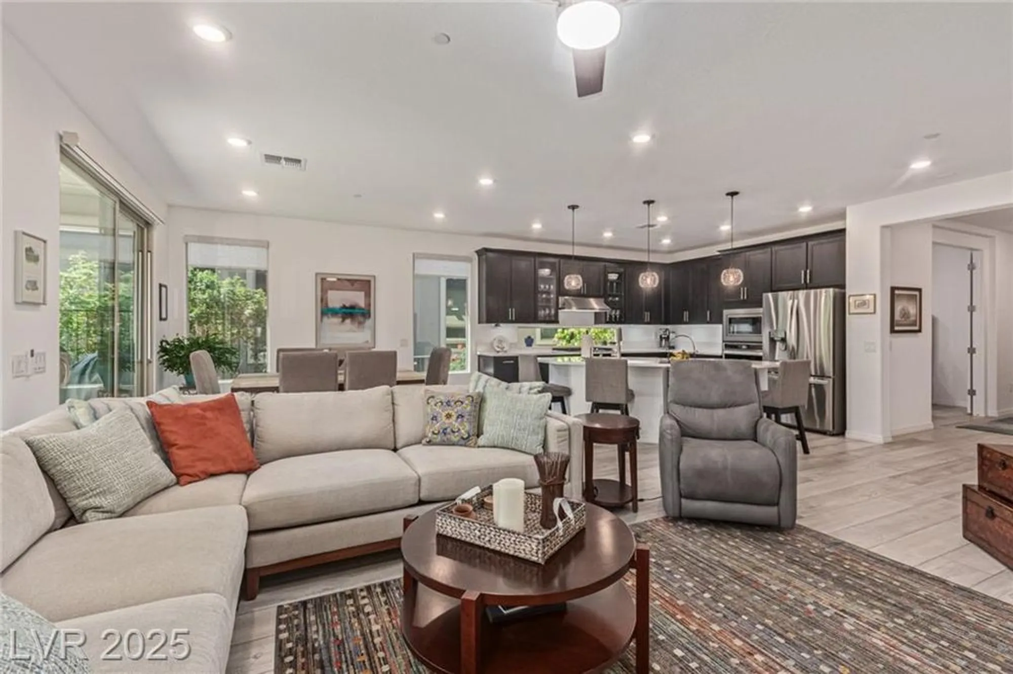 Property Slideshow image 9 of 58 | 29 mirage view dr, Henderson, NV, 89011