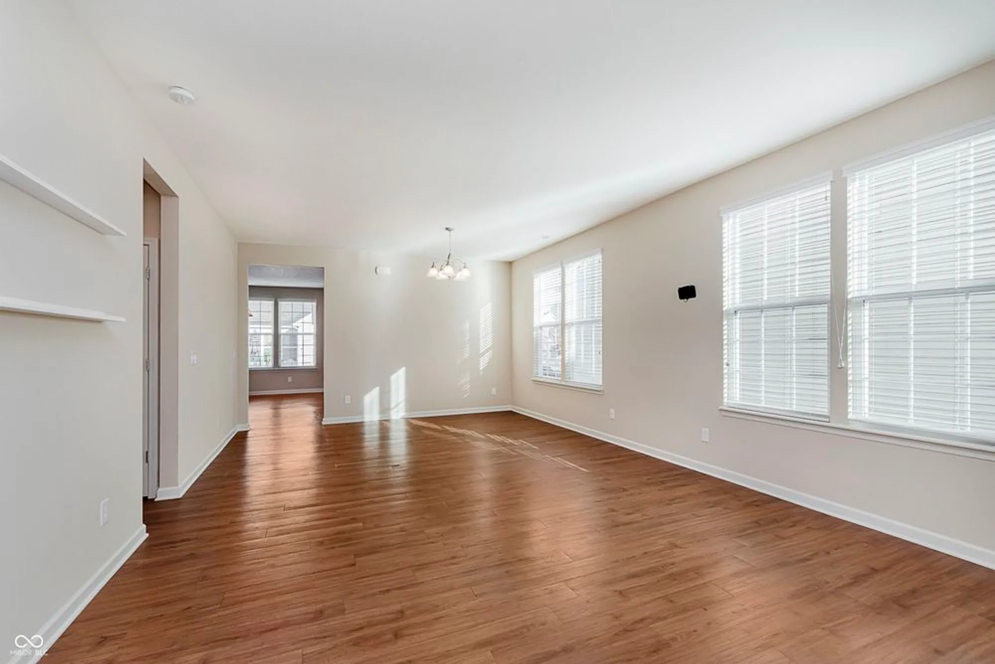 Property Slideshow image 8 of 42 | 16022 lambrusco way, Fishers, IN, 46037