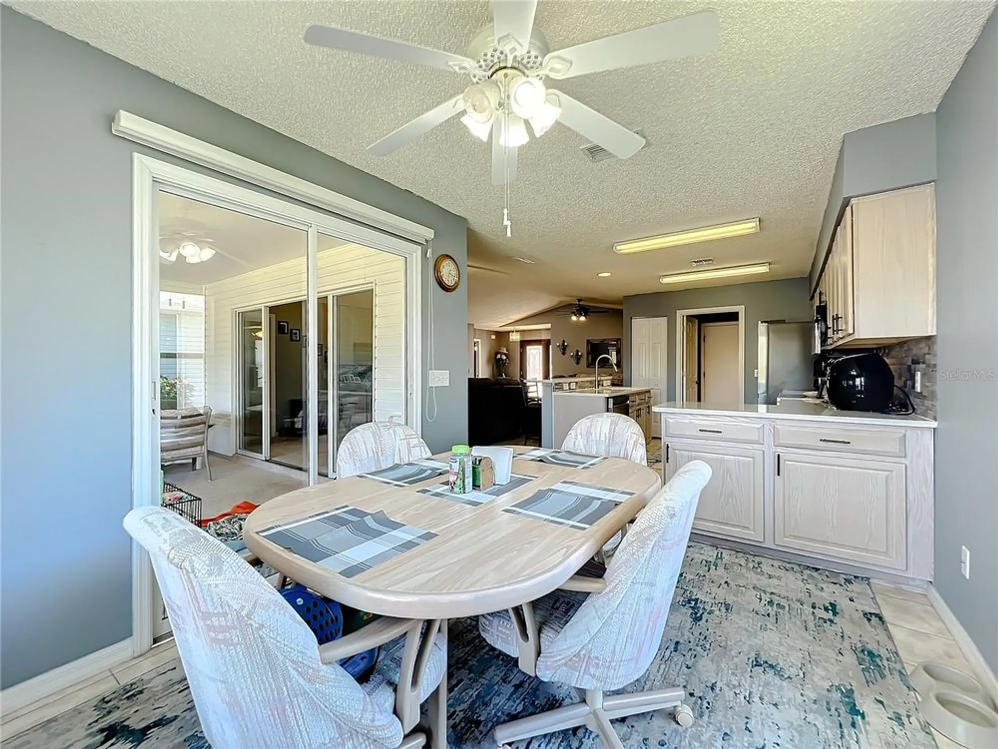 Property Slideshow image 18 of 68 | 32676 oak park dr, Leesburg, FL, 34748