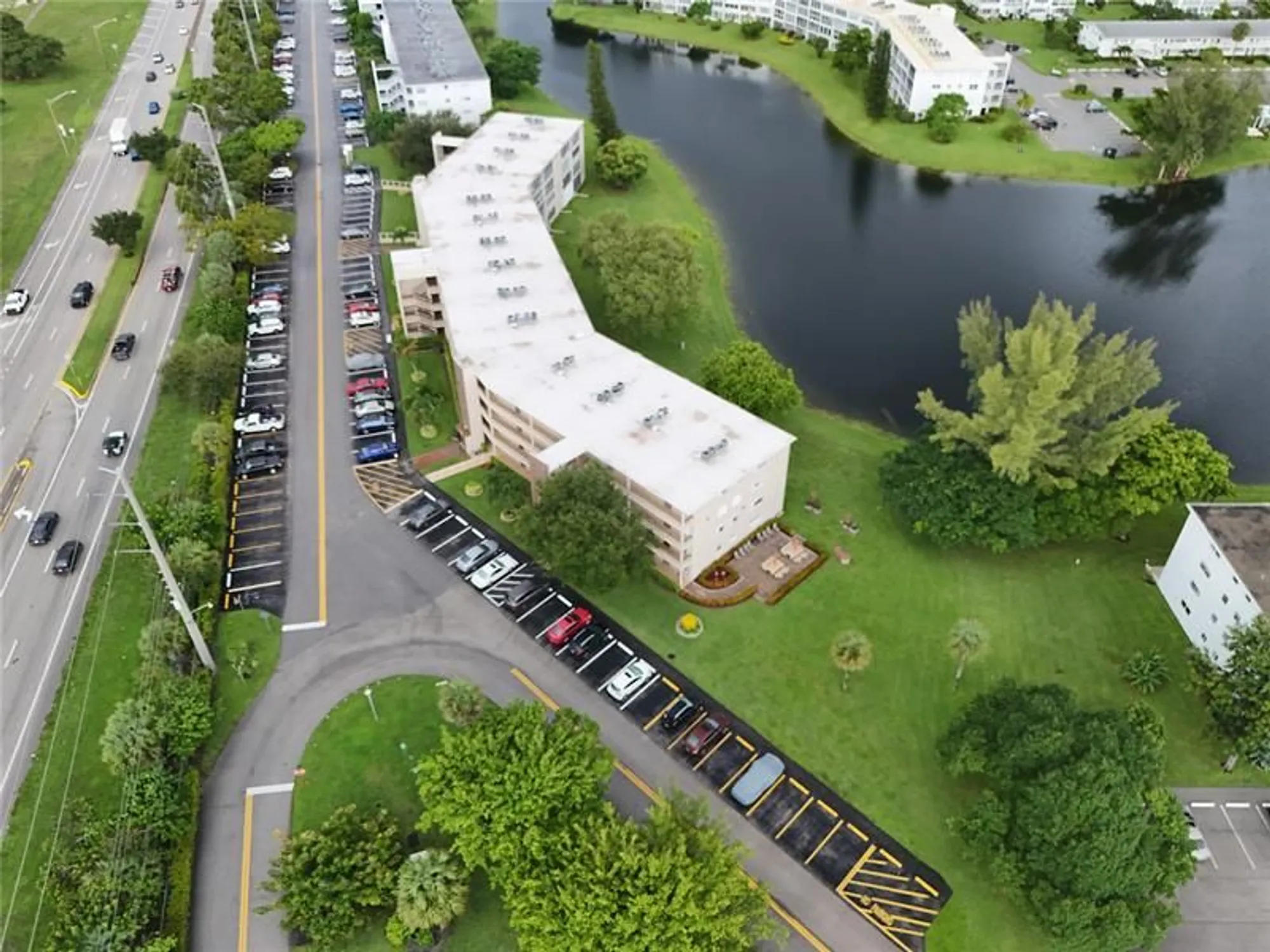 Property Slideshow image 38 of 59 | 1021 farnham o # 1021, Deerfield Beach, FL, 33442