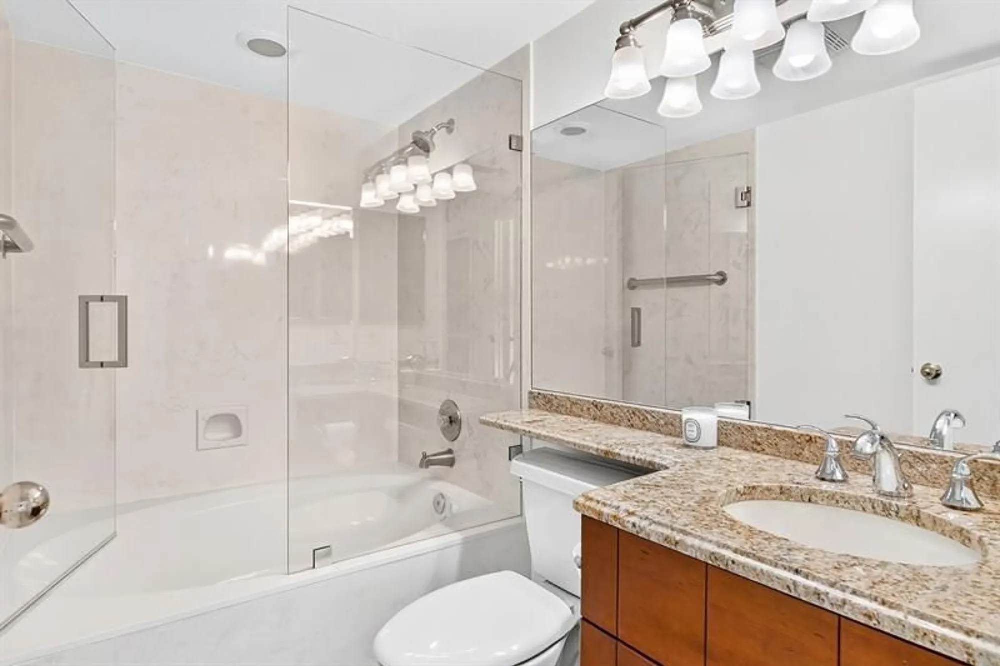 Property Slideshow image 22 of 38 | 5021 oak hill ln apt 115, Delray Beach, FL, 33484