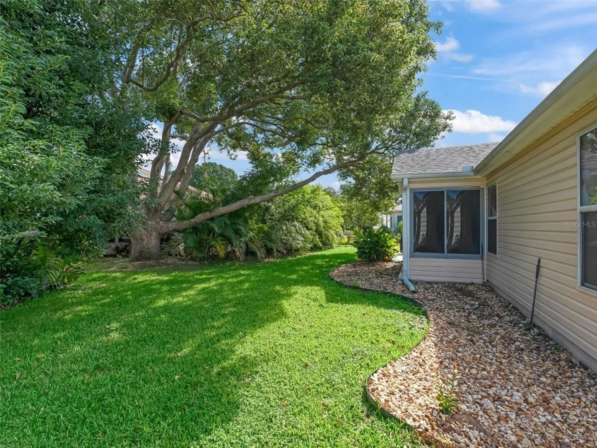 Property Slideshow image 27 of 32 | 1505 lavaca ln, The Villages, FL, 32159