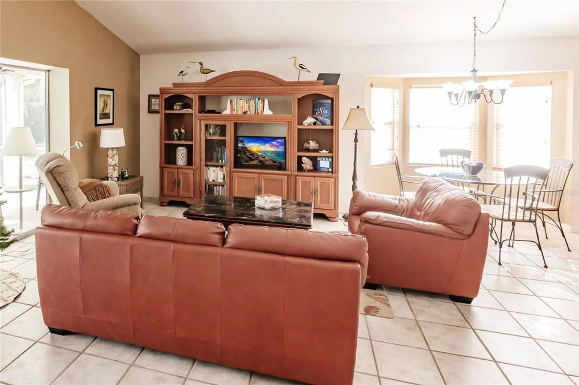 Property Slideshow image 7 of 46 | 405 islamorada blvd, Punta Gorda, FL, 33955