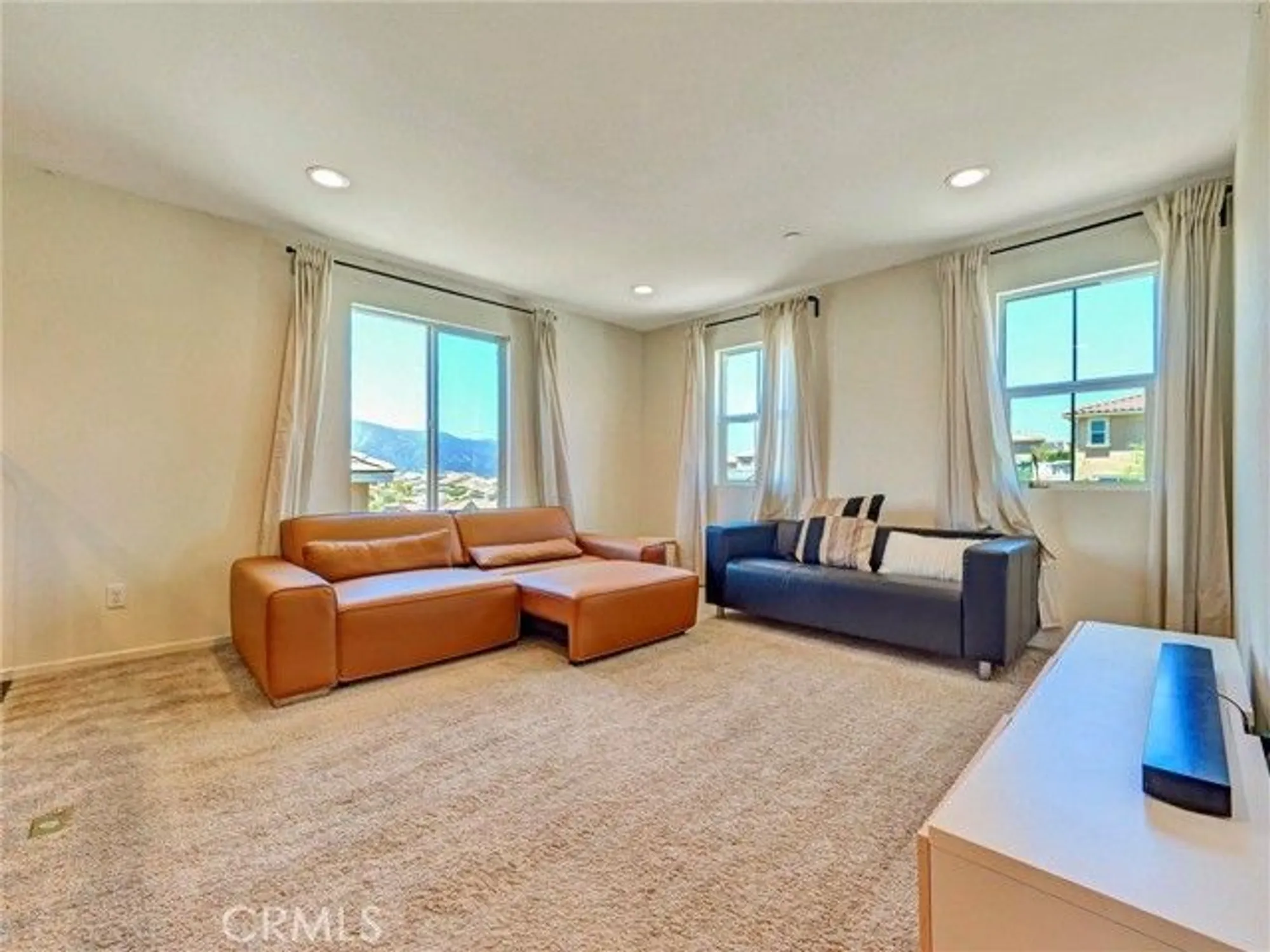 Property Slideshow image 18 of 60 | 11863 omni ct, Corona, CA, 92883