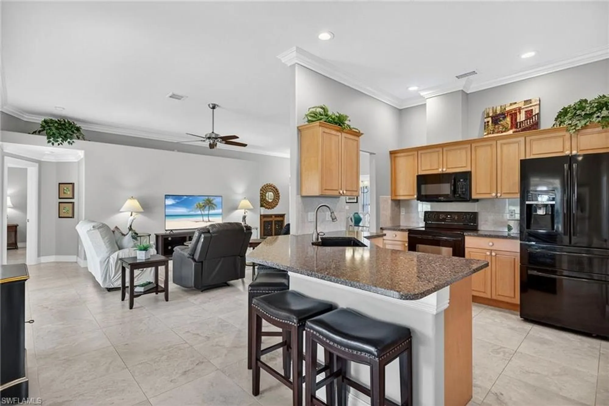 Property Slideshow image 6 of 27 | 150 estelle dr, Naples, FL, 34112