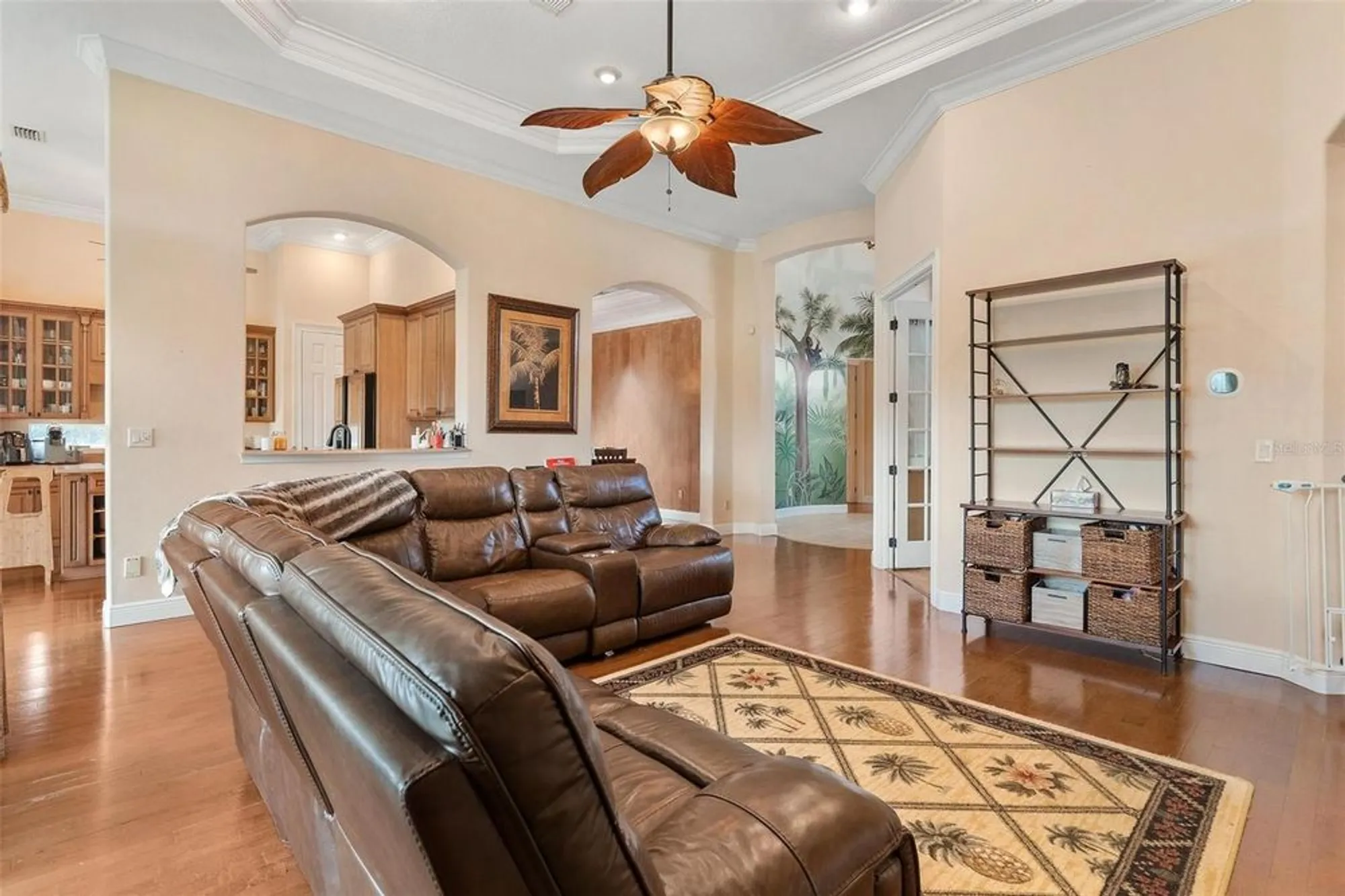 Property Slideshow image 8 of 47 | 38800 harborwoods pl, Lady Lake, FL, 32159