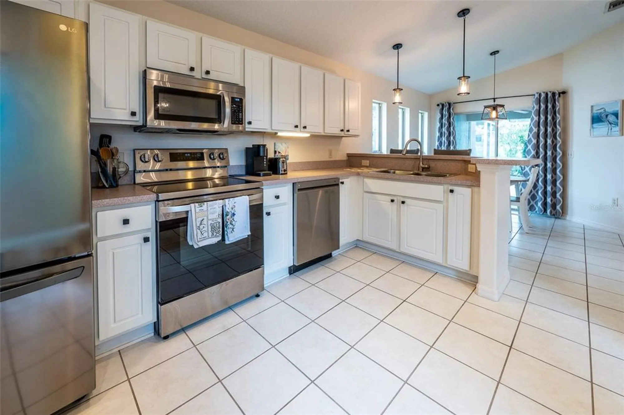 Property Slideshow image 16 of 55 | 15384 sw 14th avenue rd, Ocala, FL, 34473