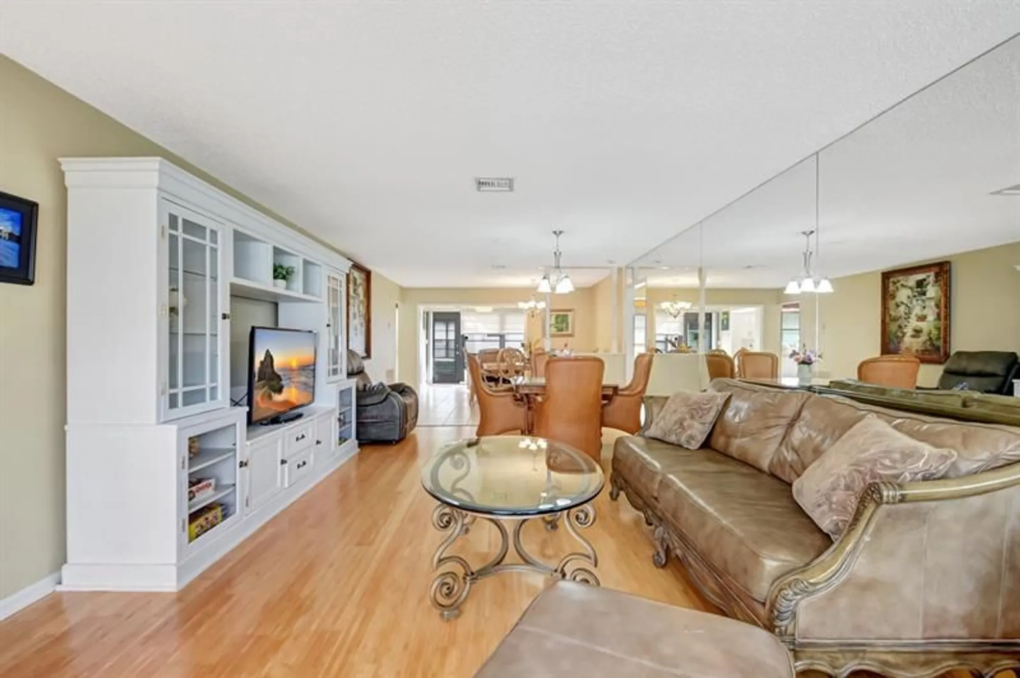 Property Slideshow image 8 of 66 | 9800 pecan tree dr b, Boynton Beach, FL, 33436