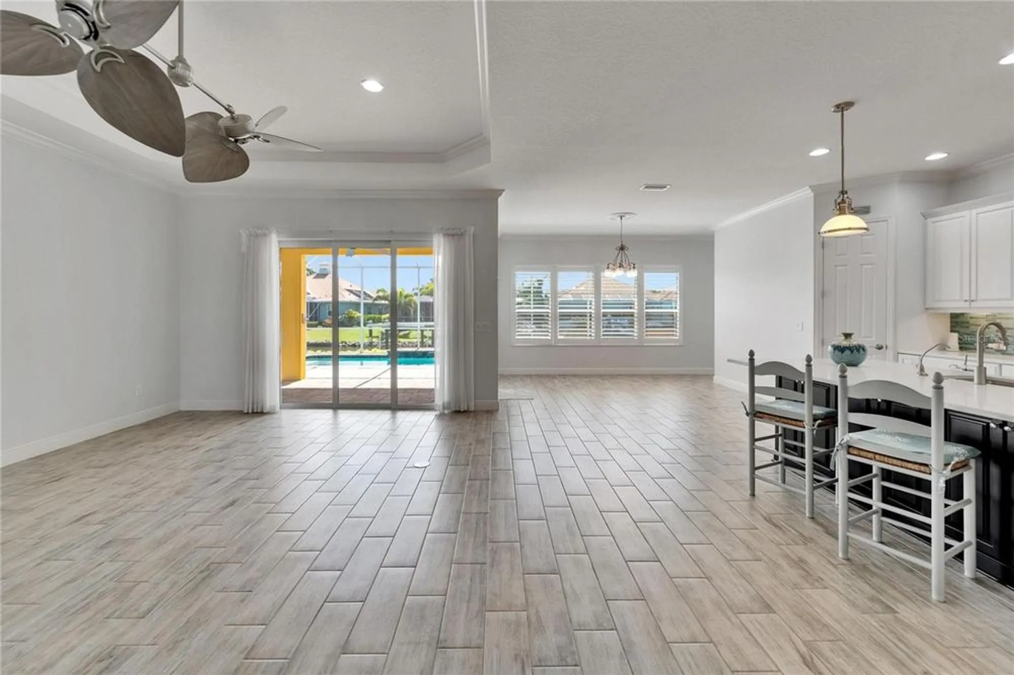 Property Slideshow image 17 of 80 | 721 manns harbor dr, Apollo Beach, FL, 33572