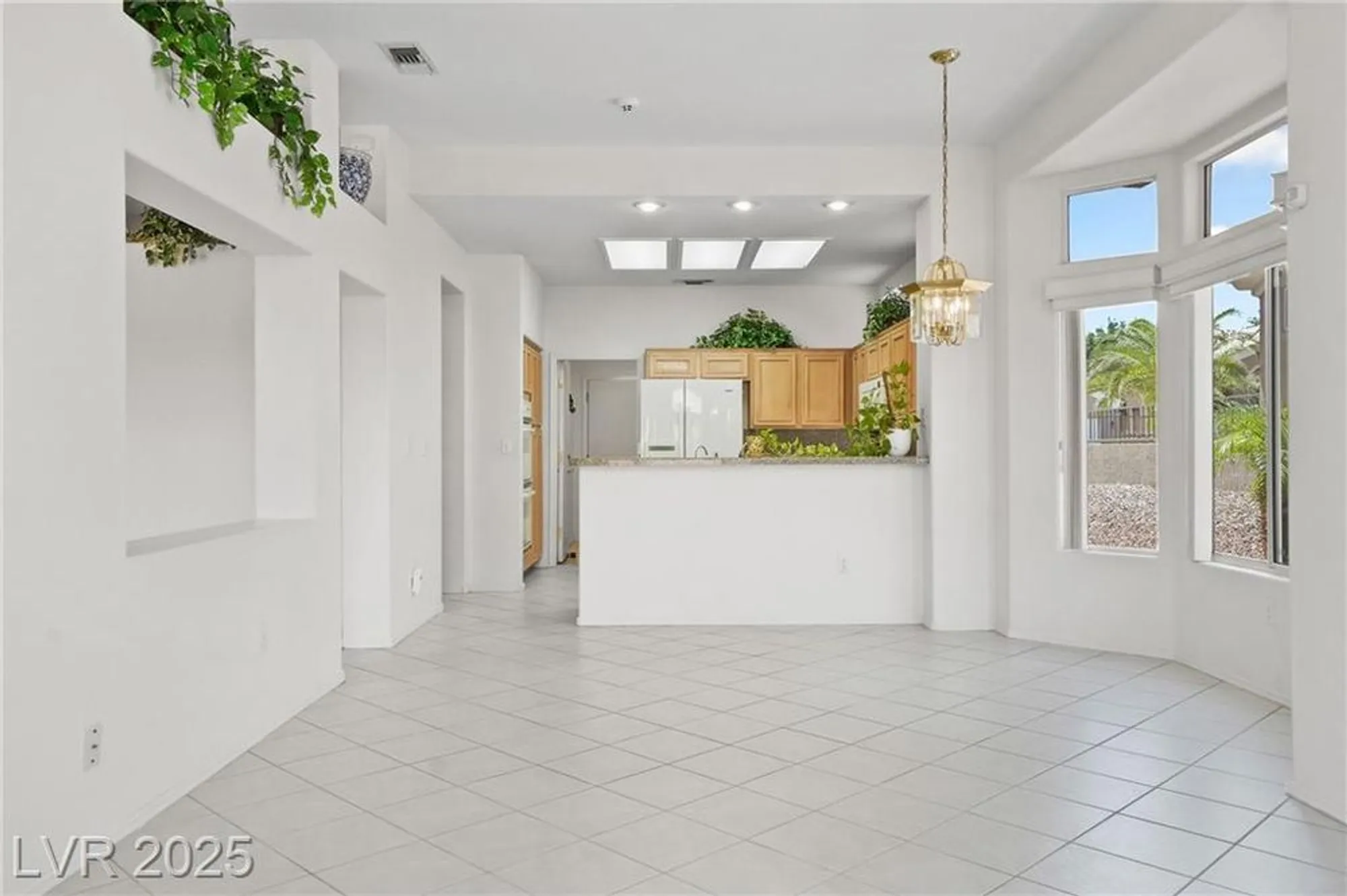 Property Slideshow image 12 of 49 | 10300 linfield pl, Las Vegas, NV, 89134