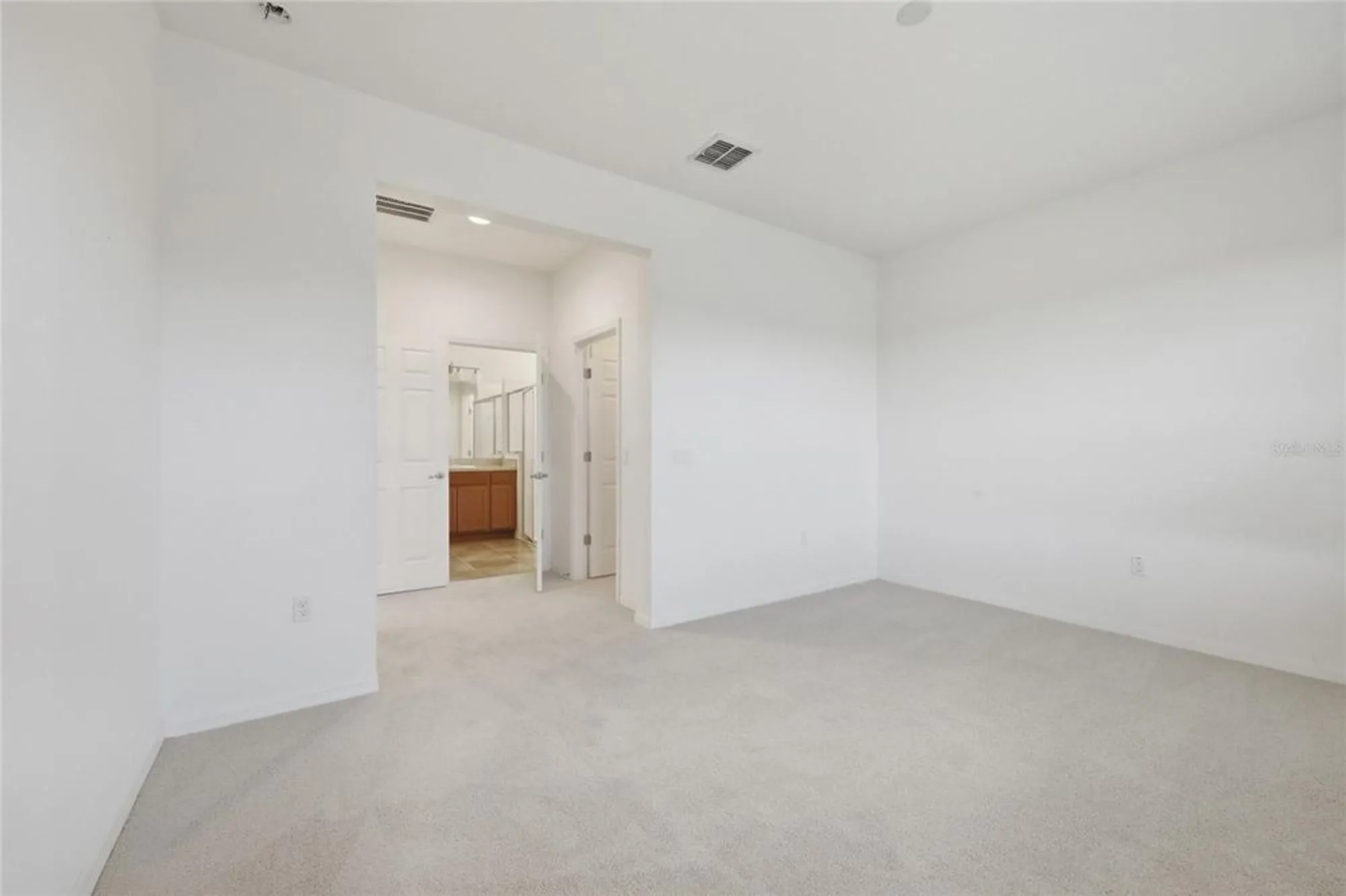 Property Slideshow image 31 of 50 | 1824 pelican hill way, Poinciana, FL, 34759