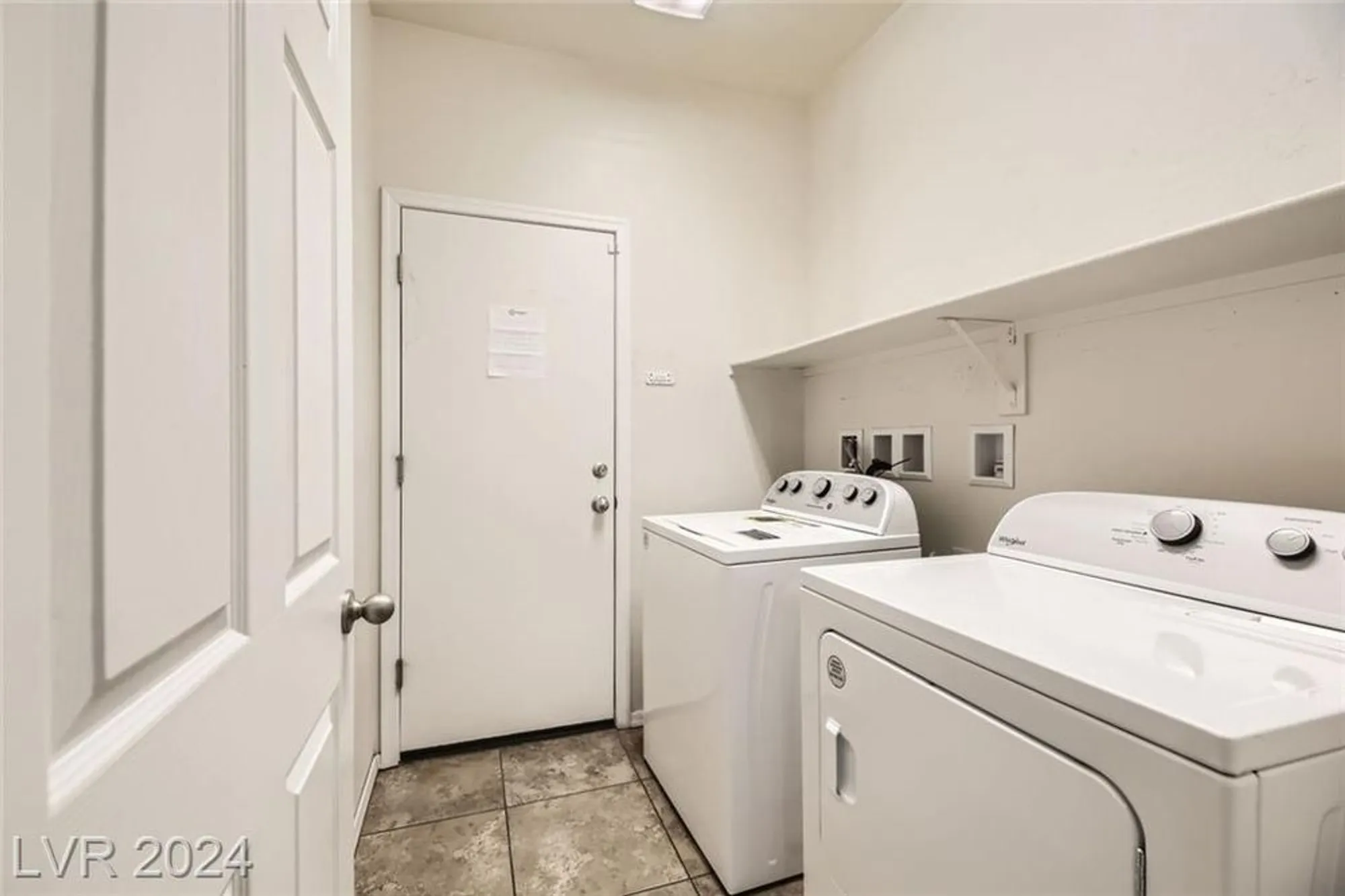 Property Slideshow image 21 of 32 | 3306 american mustang ct, Las Vegas, NV, 89122