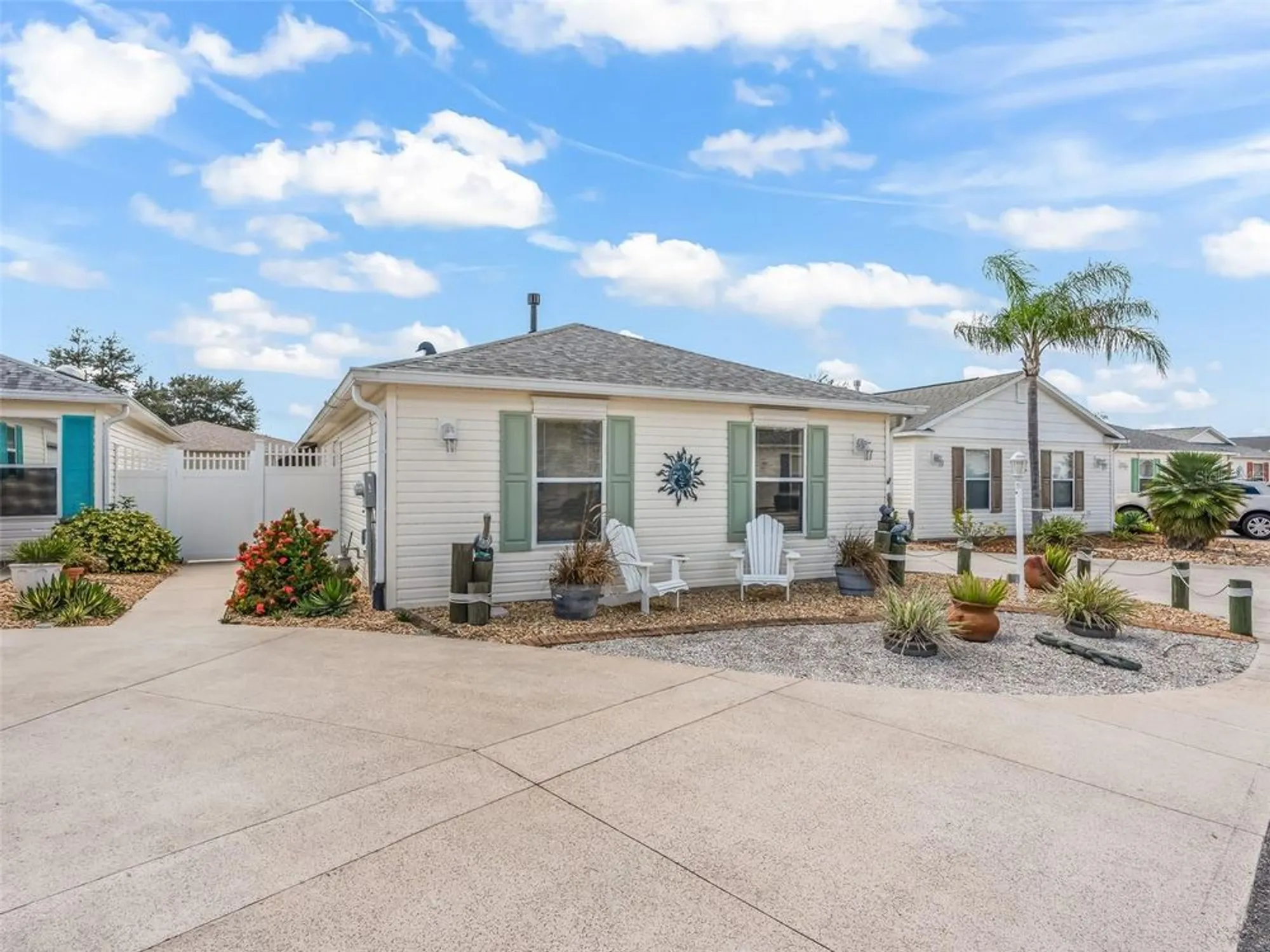 Property Slideshow image 3 of 40 | 978 smyrna st, The Villages, FL, 32162