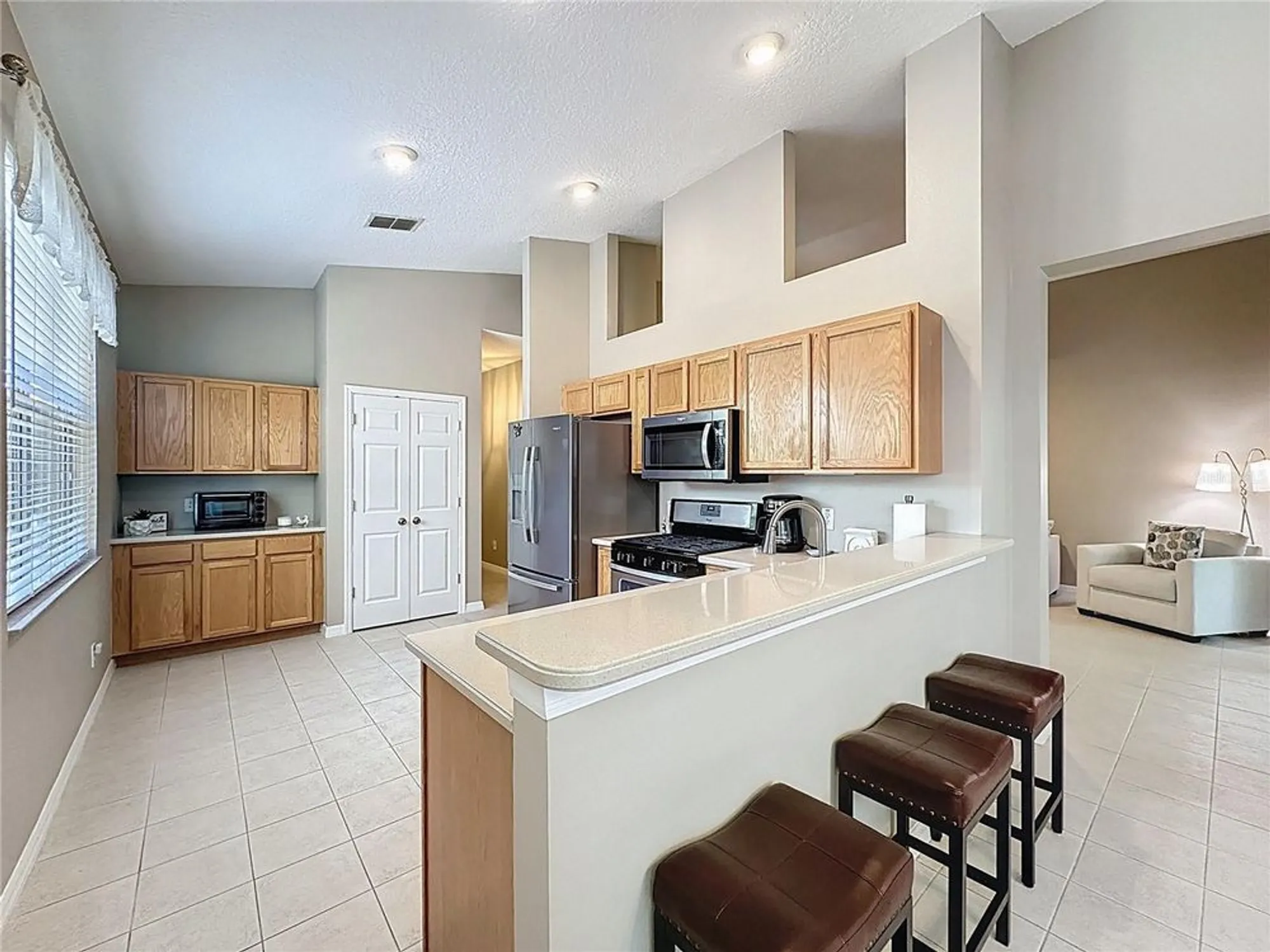 Property Slideshow image 17 of 75 | 133 crepe myrtle dr, Groveland, FL, 34736