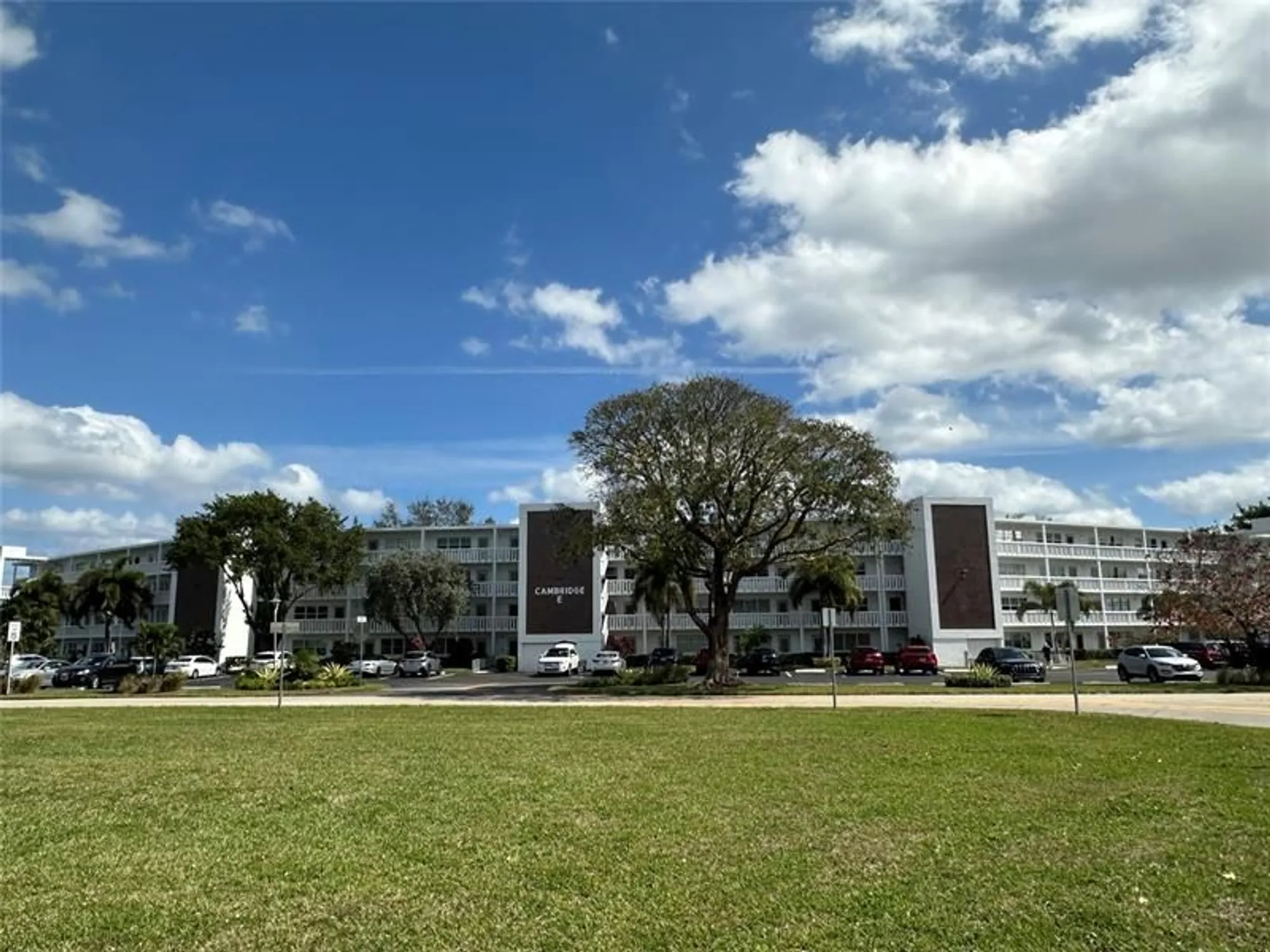 Property Slideshow image 31 of 64 | 4108 cambridge e unit e, Deerfield Beach, FL, 33442
