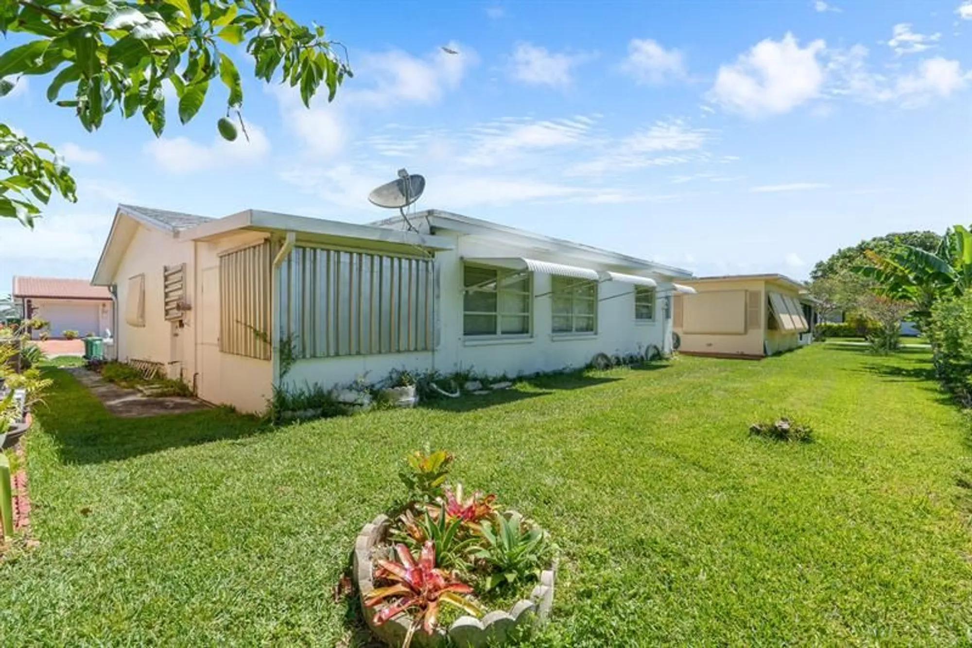 Property Slideshow image 33 of 35 | 4510 nw 49th ct, Tamarac, FL, 33319