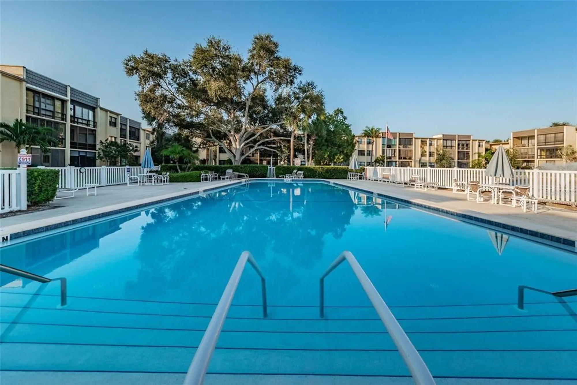 Property Slideshow image 45 of 49 | 14130 rosemary ln apt 3306, Largo, FL, 33774