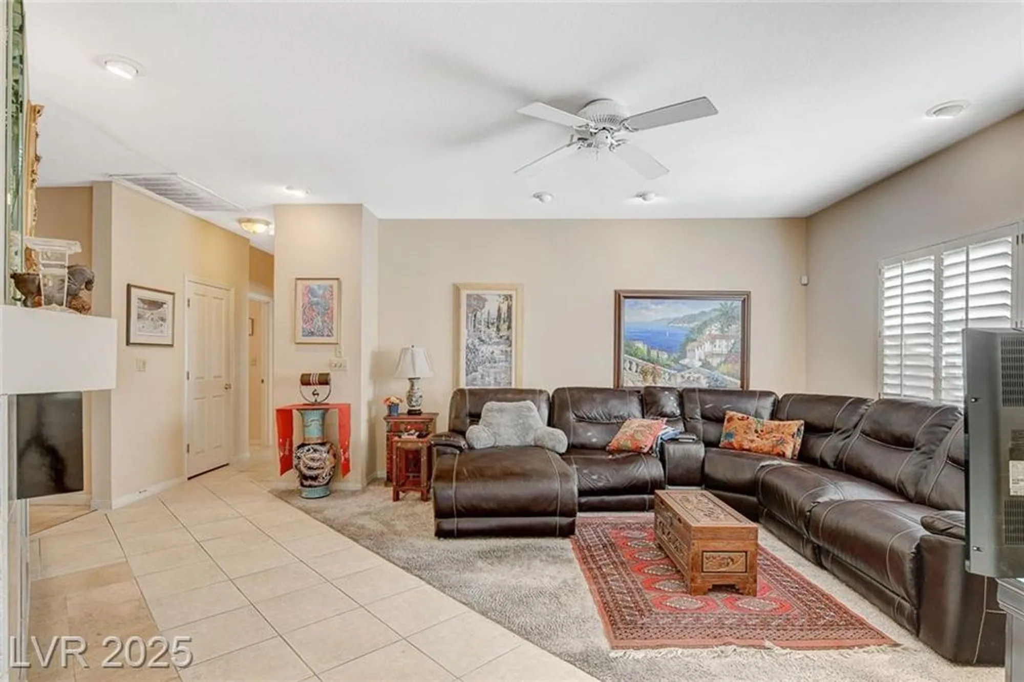 Property Slideshow image 6 of 63 | 352 mill hollow rd, Las Vegas, NV, 89107