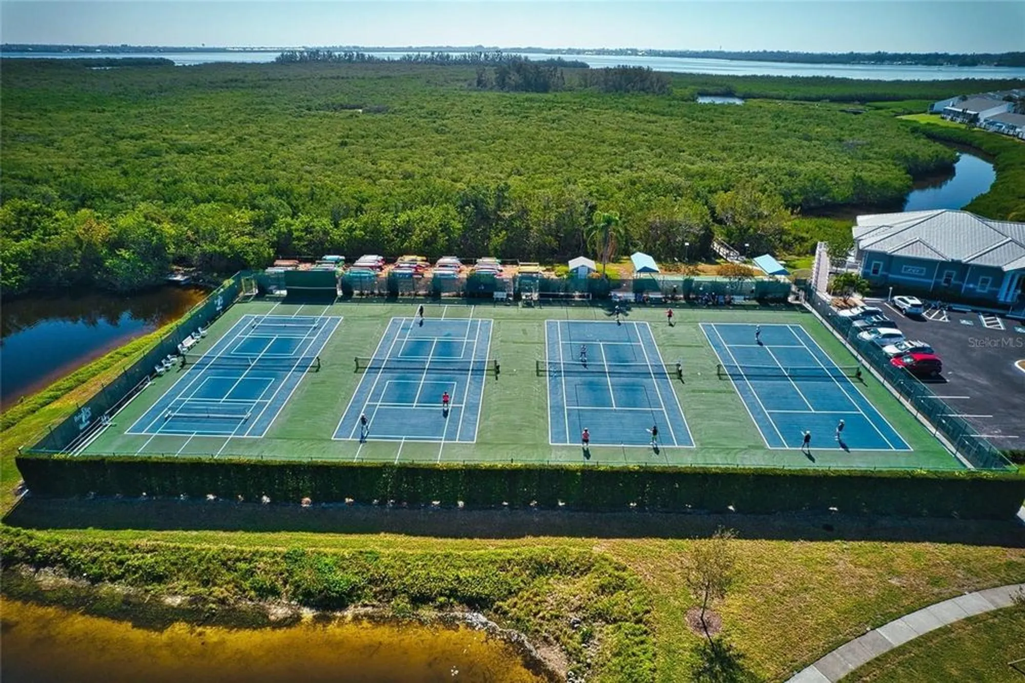 Property Slideshow image 36 of 37 | 967 waterside ln, Bradenton, FL, 34209