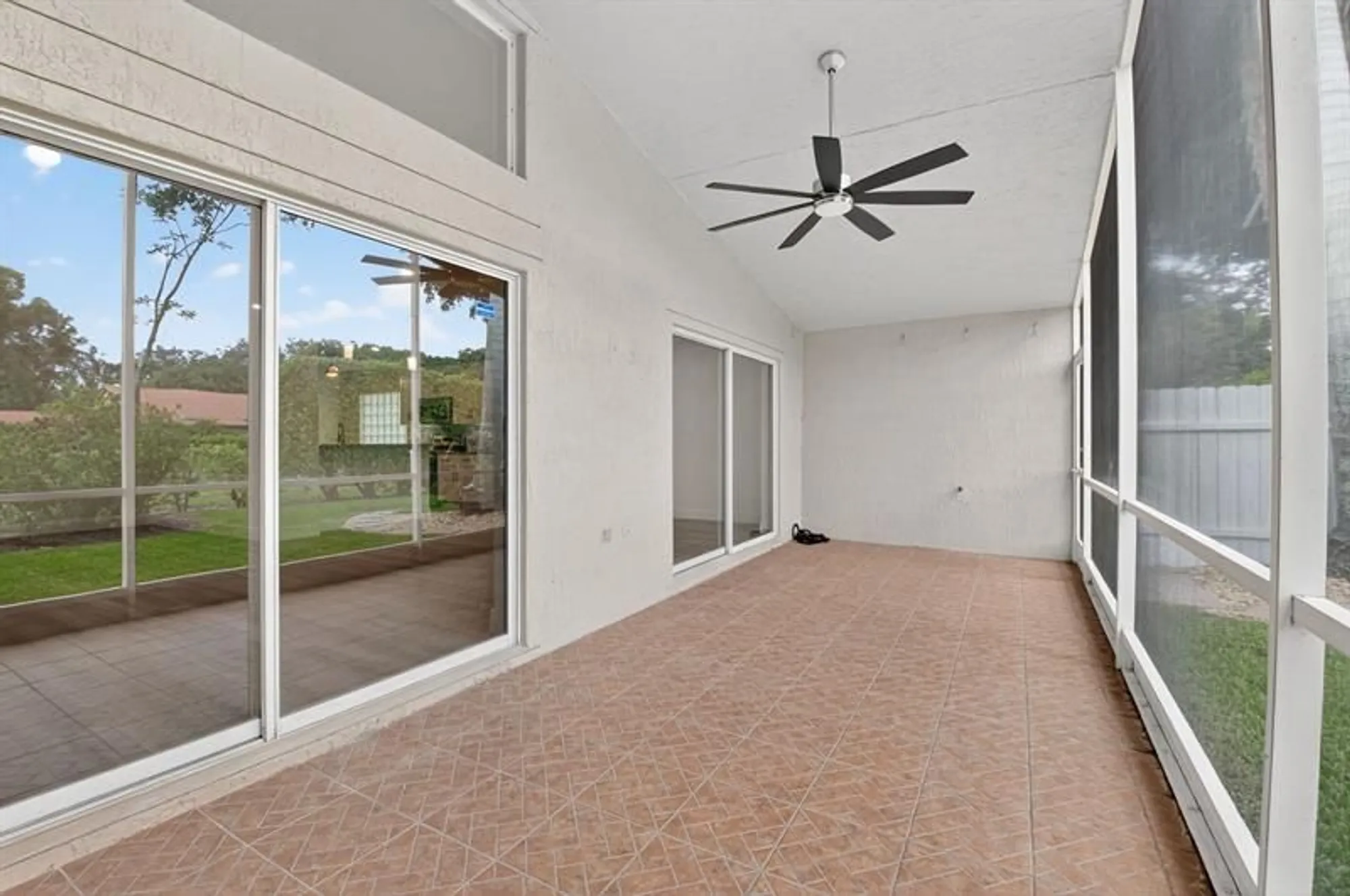 Property Slideshow image 34 of 62 | 5891 royal isles blvd, Boynton Beach, FL, 33437