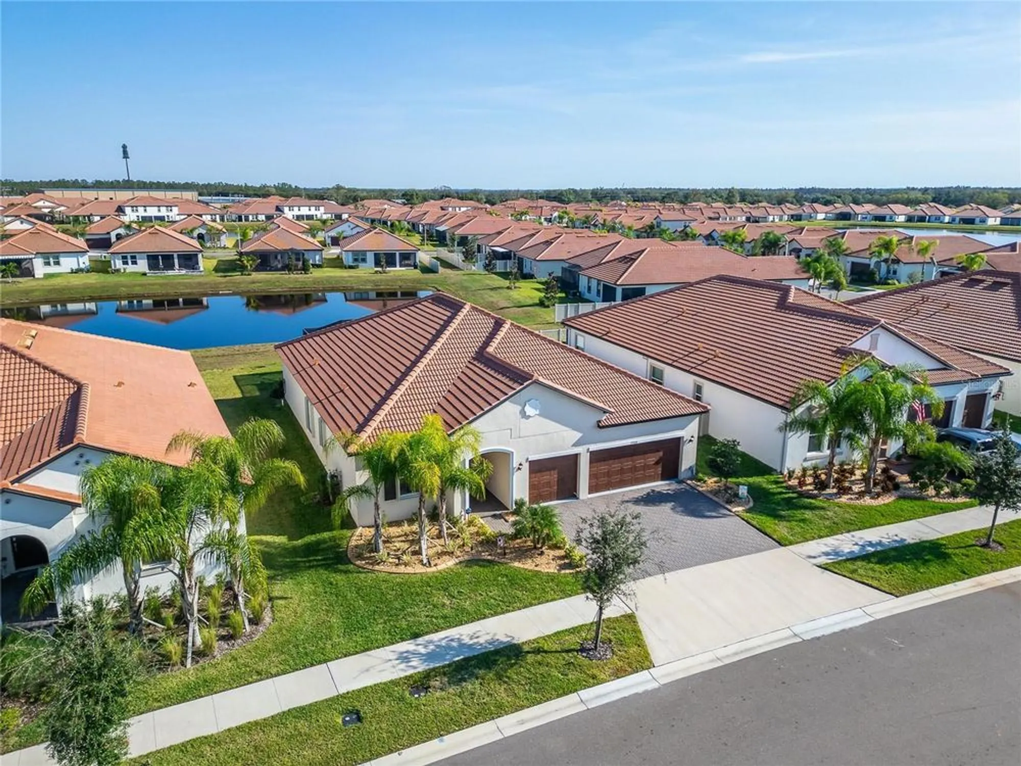 Property Slideshow image 65 of 98 | 17216 scuba crest st, Wimauma, FL, 33598