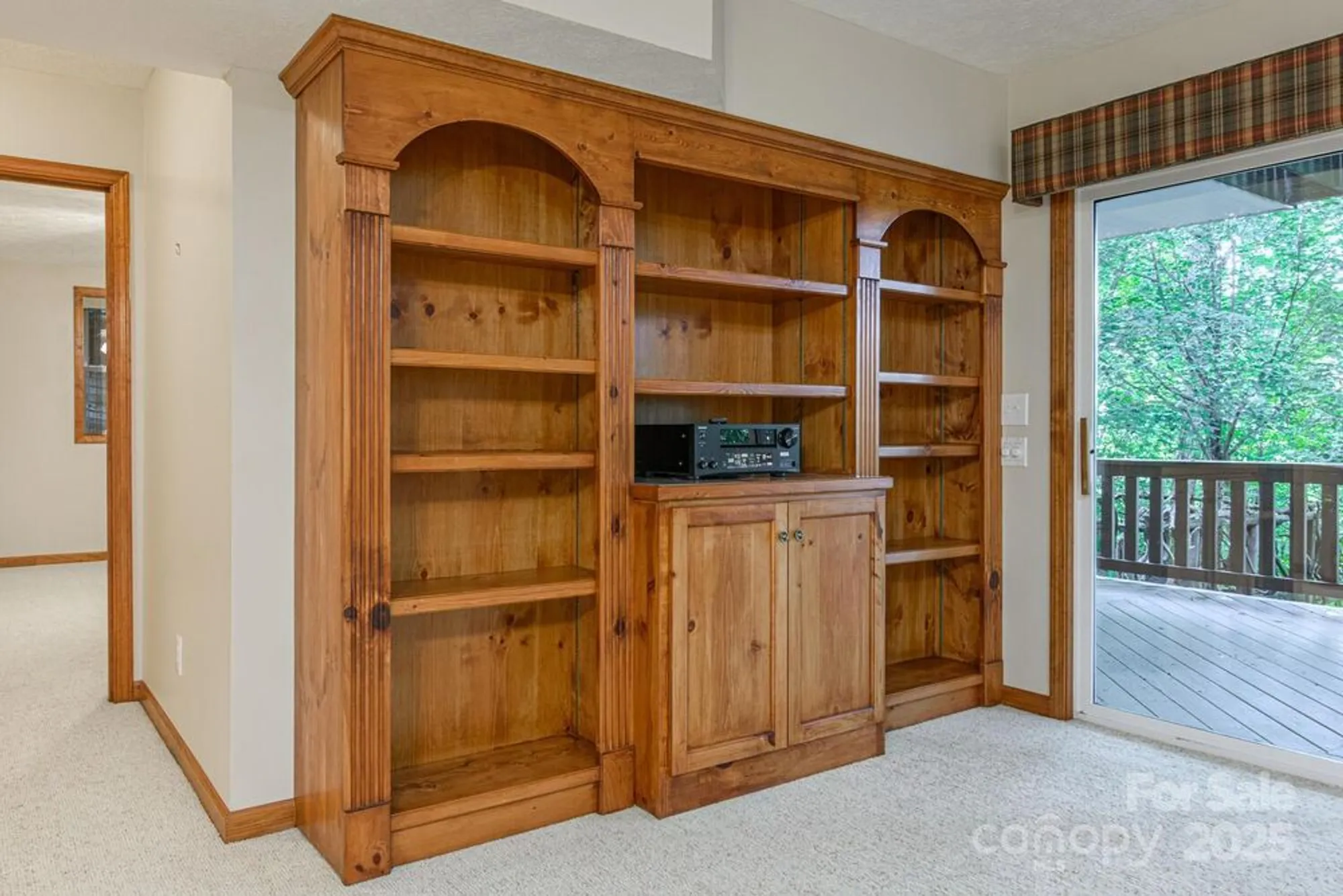 Property Slideshow image 29 of 46 | 299 carriage summitt way, Hendersonville, NC, 28791