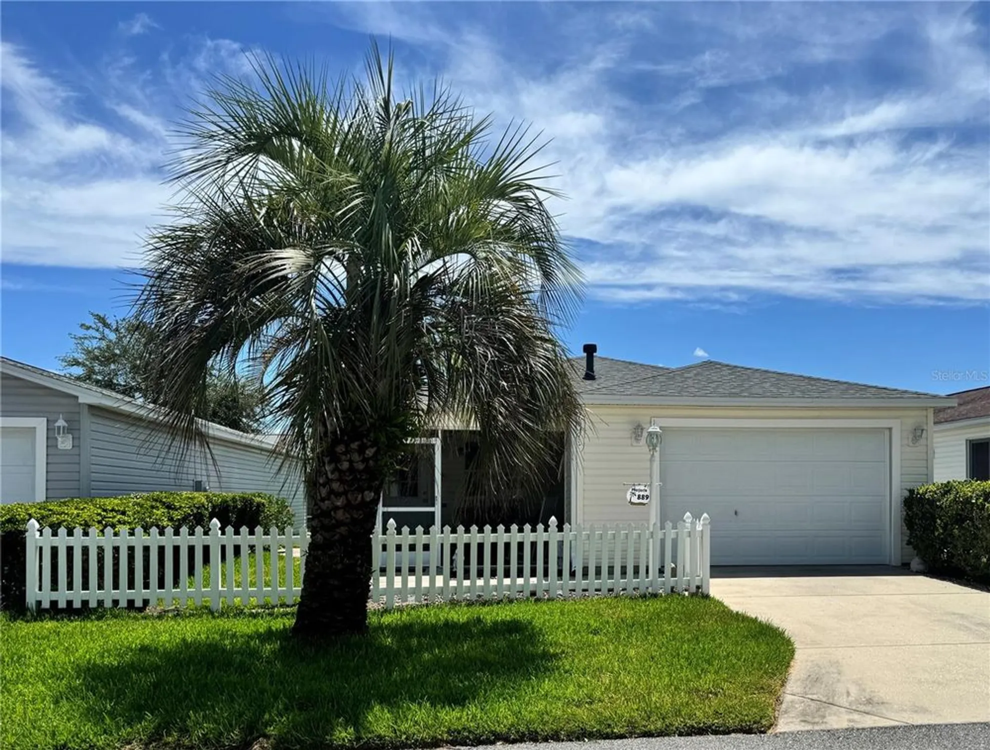 Property Slideshow image 1 of 13 | 889 allagash ave, The Villages, FL, 32162