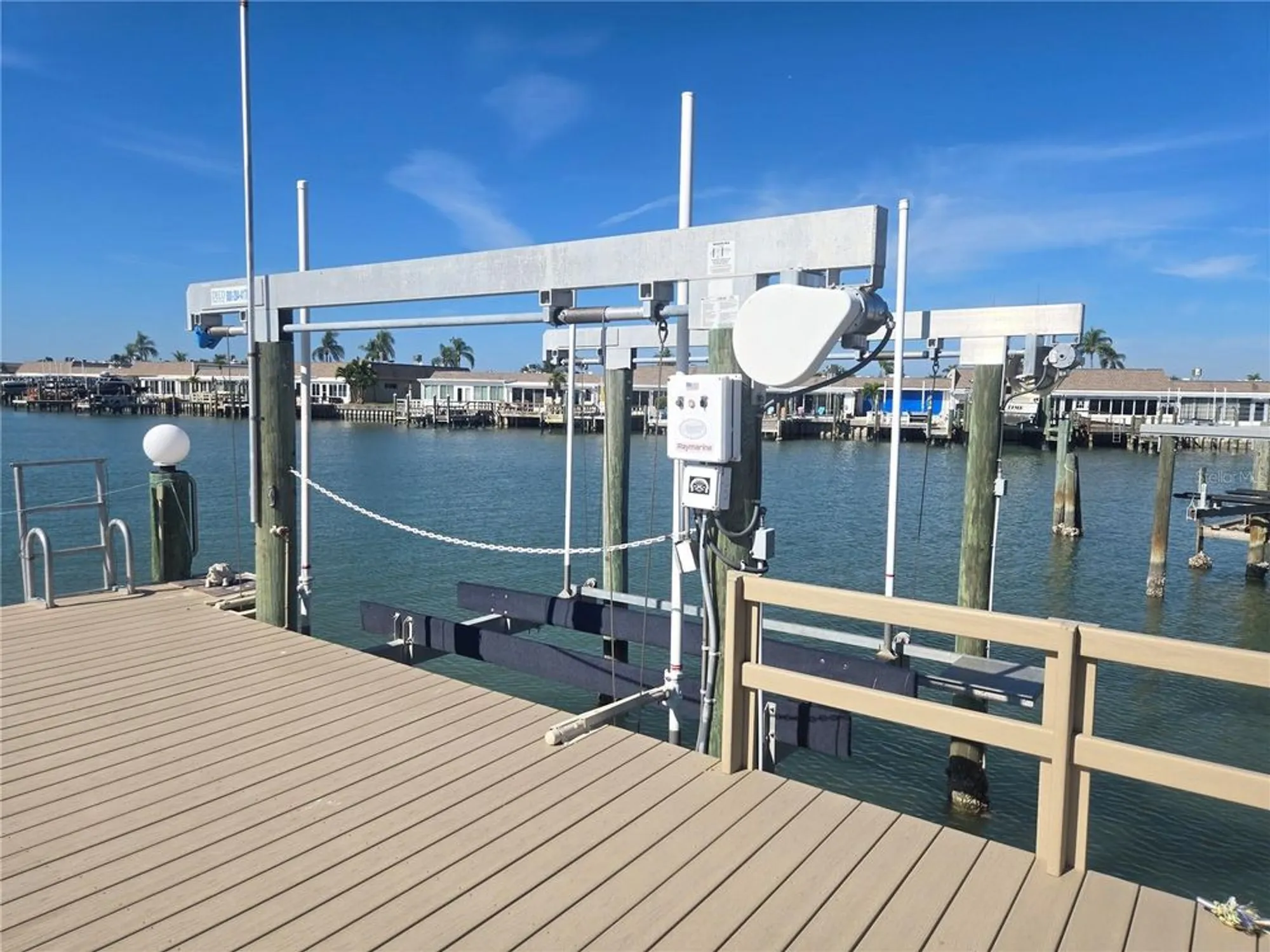 Property Slideshow image 32 of 34 | 384 boca ciega point blvd, Saint Petersburg, FL, 33708