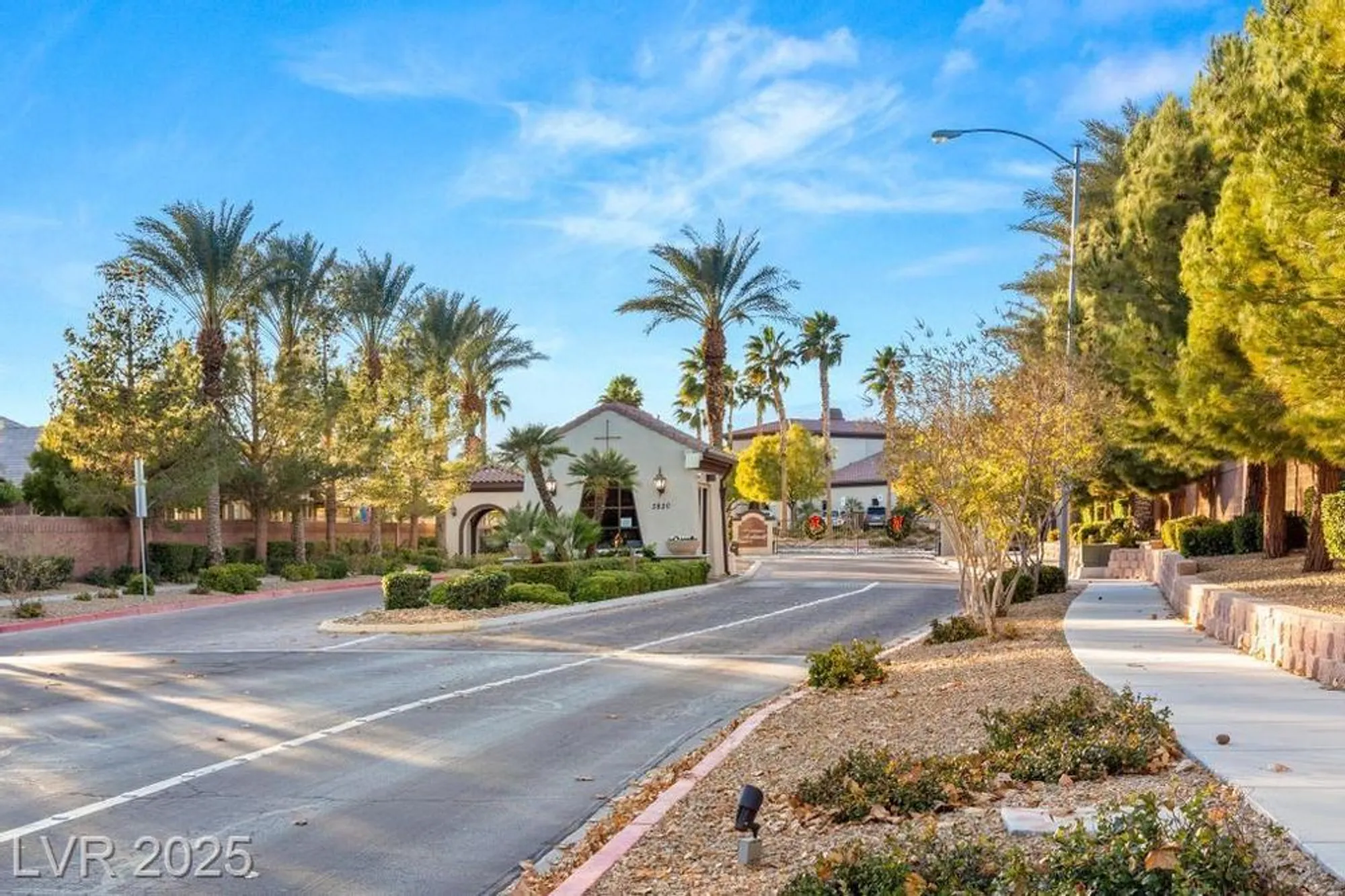 Property Slideshow image 6 of 39 | 5805 hannah brook st, North Las Vegas, NV, 89081
