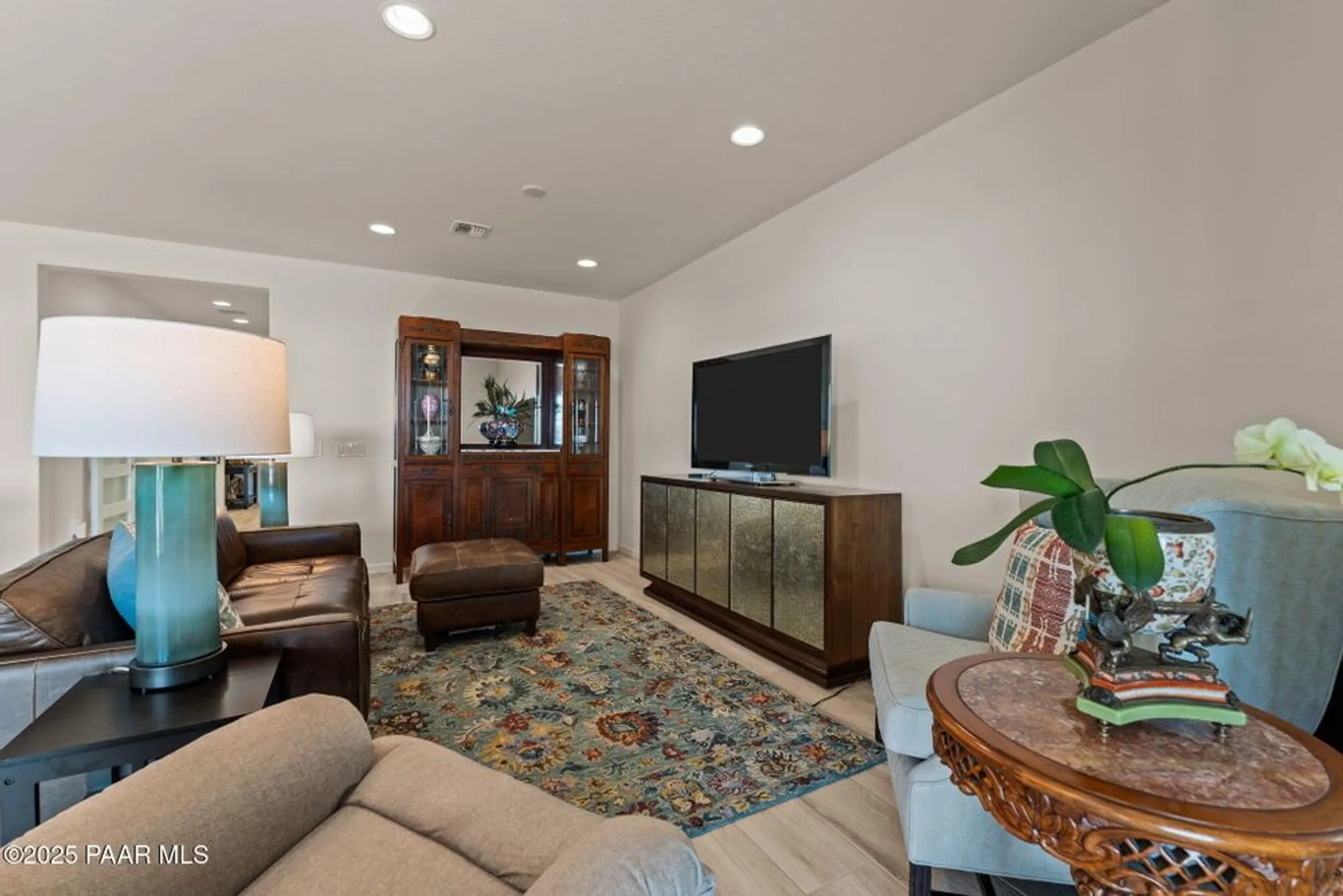 Property Slideshow image 15 of 49 | 4098 prairie schooner rd, Wickenburg, AZ, 85390