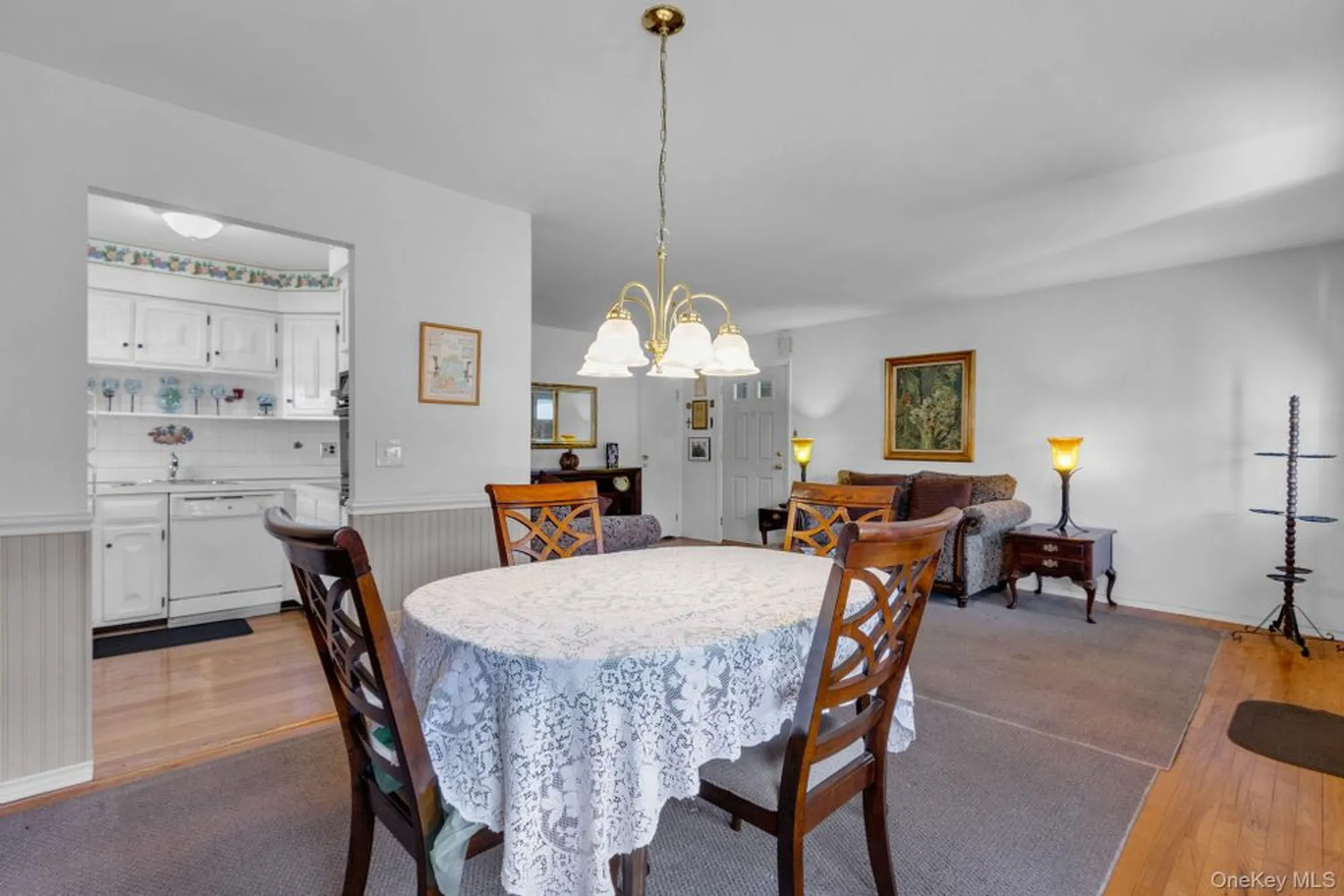 Property Slideshow image 13 of 44 | 34 warwick pl c, Yorktown Heights, NY, 10598