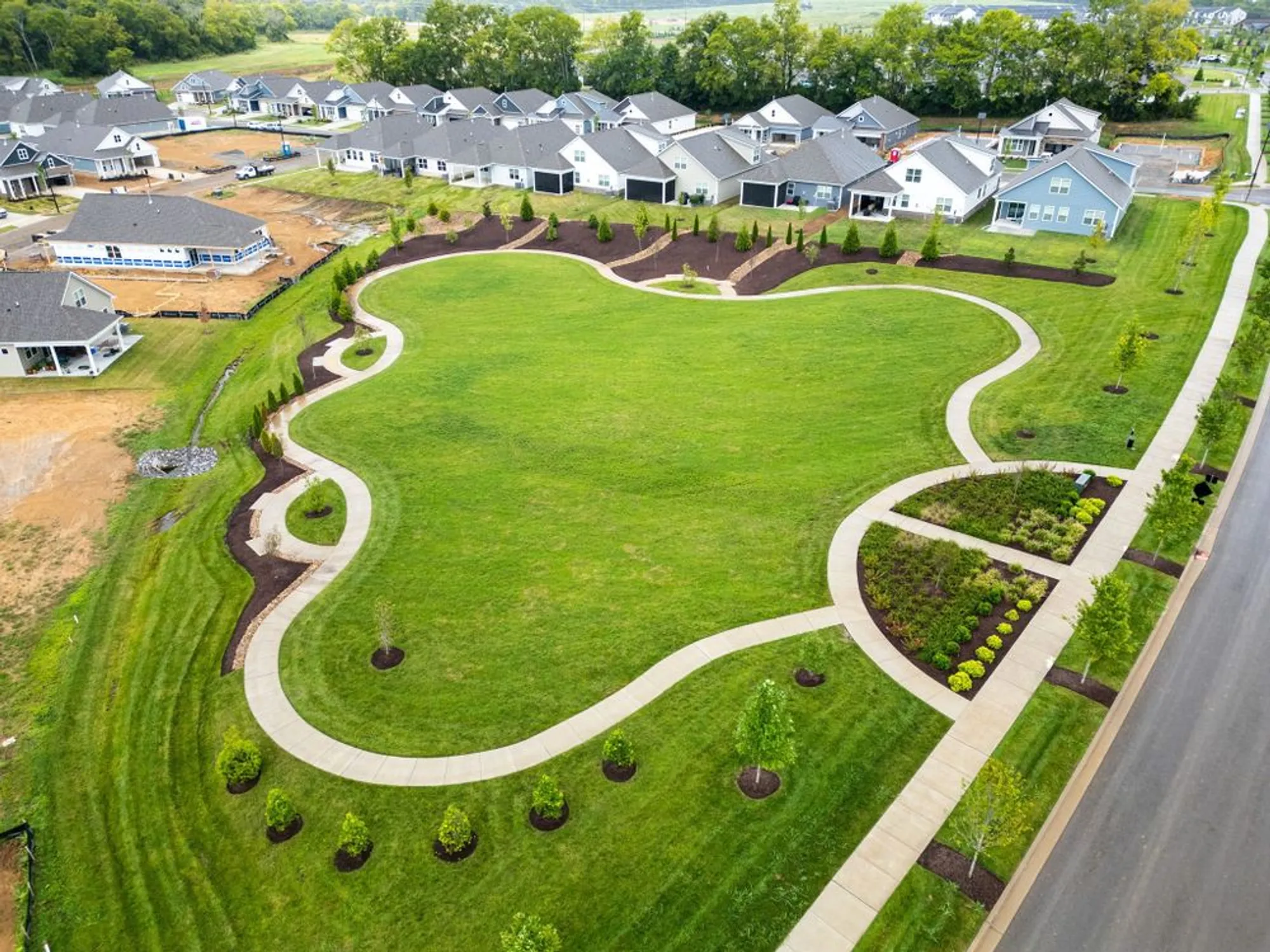 Property Slideshow image 21 of 29 | 2005 holmesburg pvt cir, Gallatin, TN, 37066