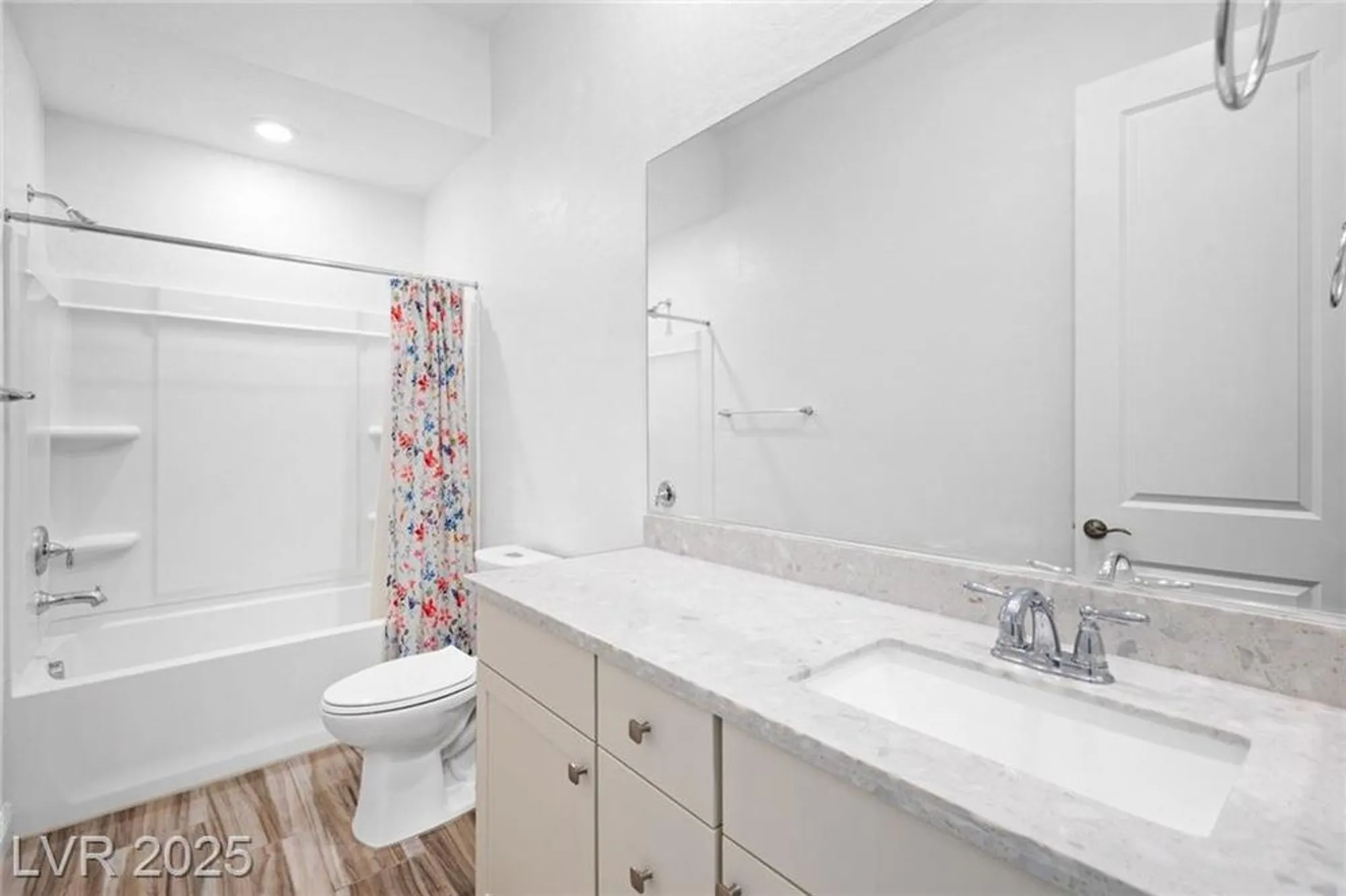 Property Slideshow image 27 of 73 | 80 mirage view dr, Henderson, NV, 89011