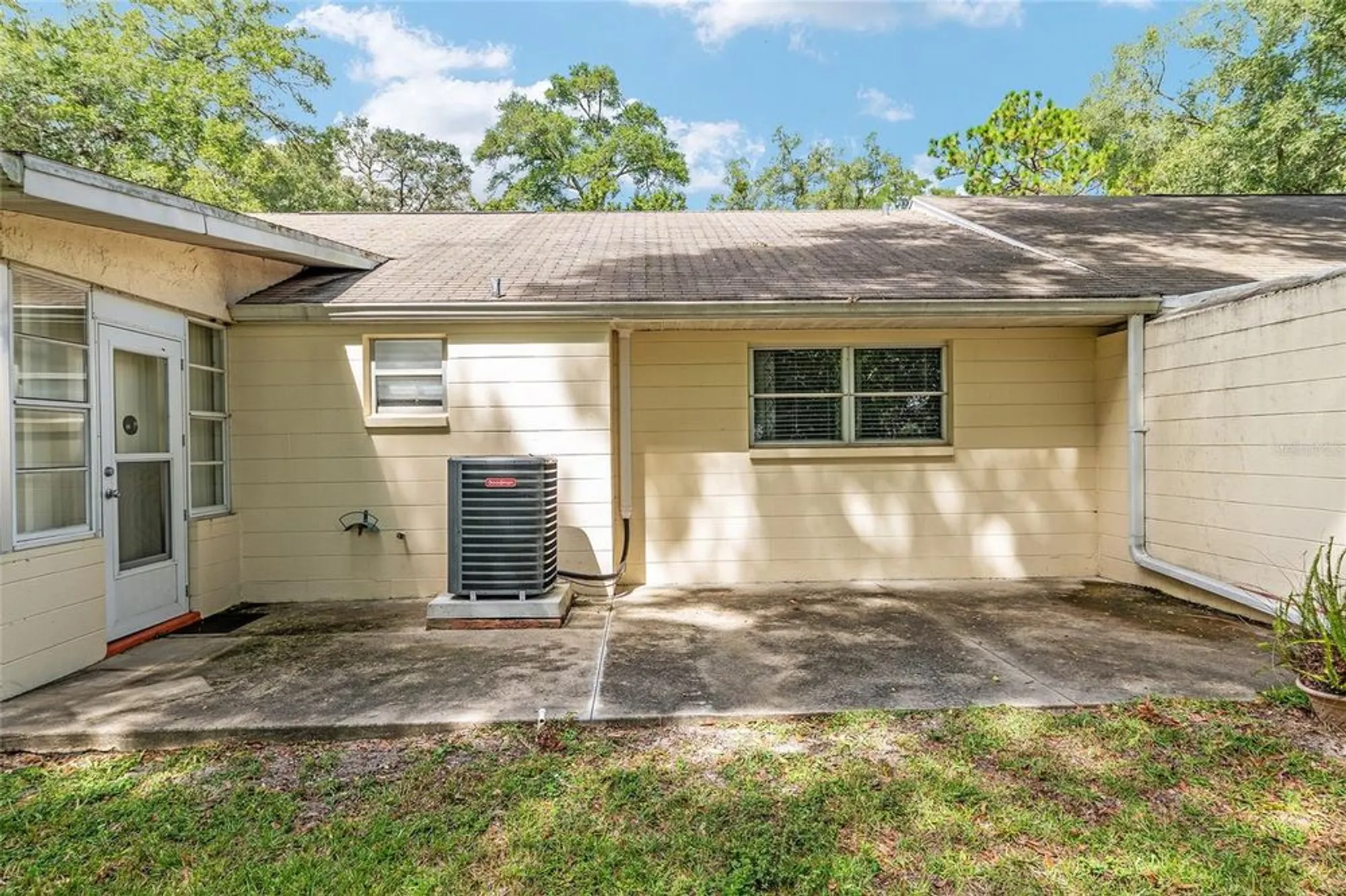 Property Slideshow image 28 of 37 | 8580 sw 97th lane rd d, Ocala, FL, 34481