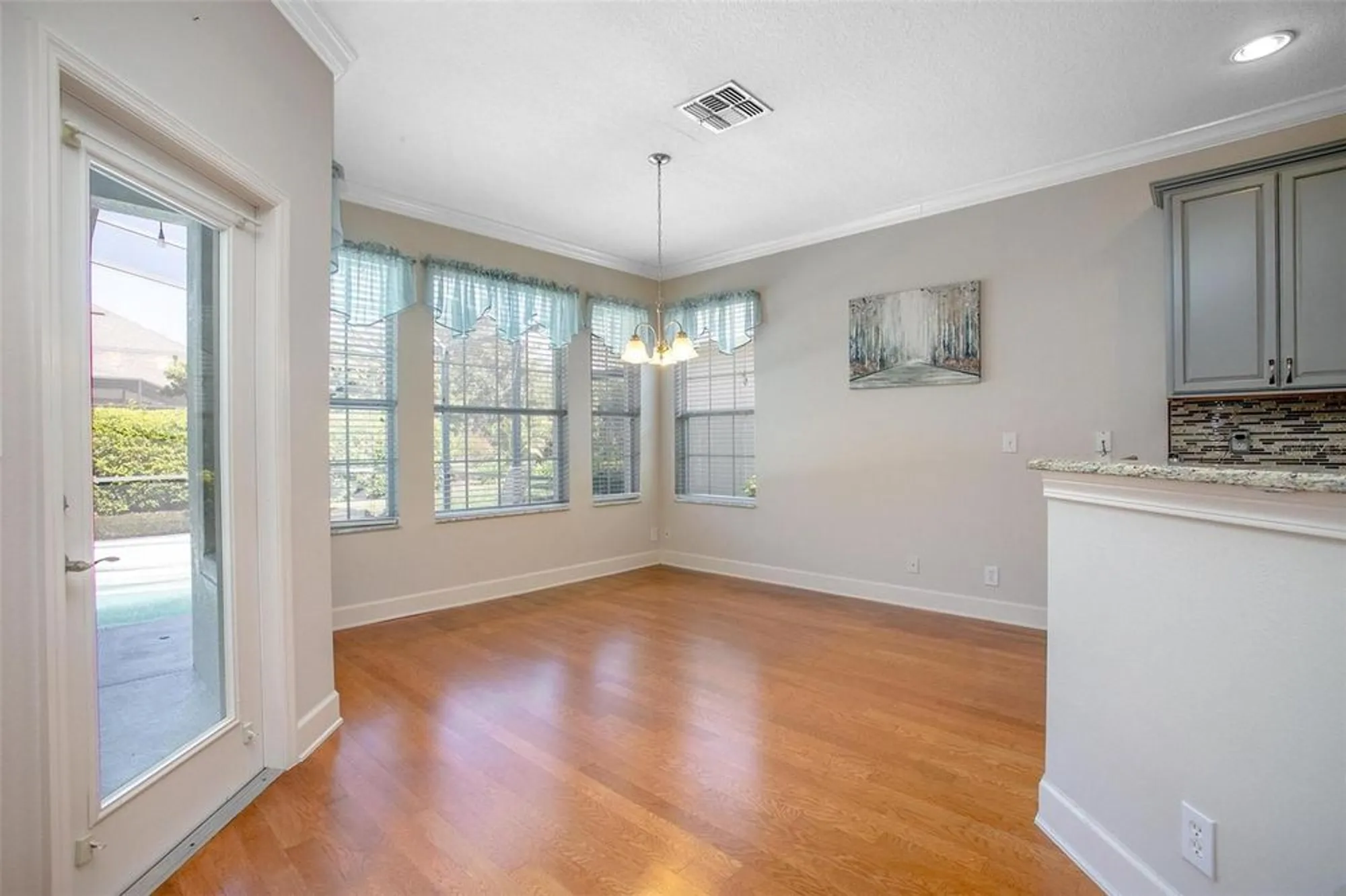 Property Slideshow image 11 of 31 | 215 coleton ln, Deland, FL, 32724