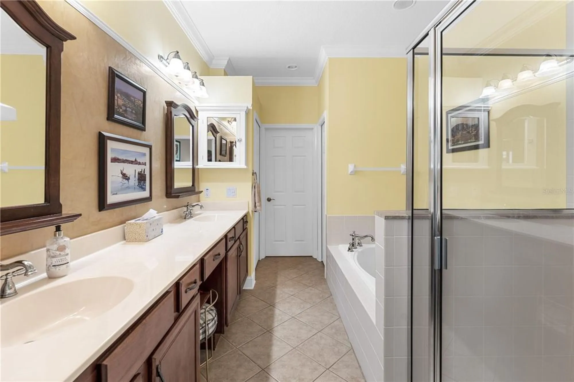 Property Slideshow image 43 of 97 | 5210 golden isles dr, Apollo Beach, FL, 33572