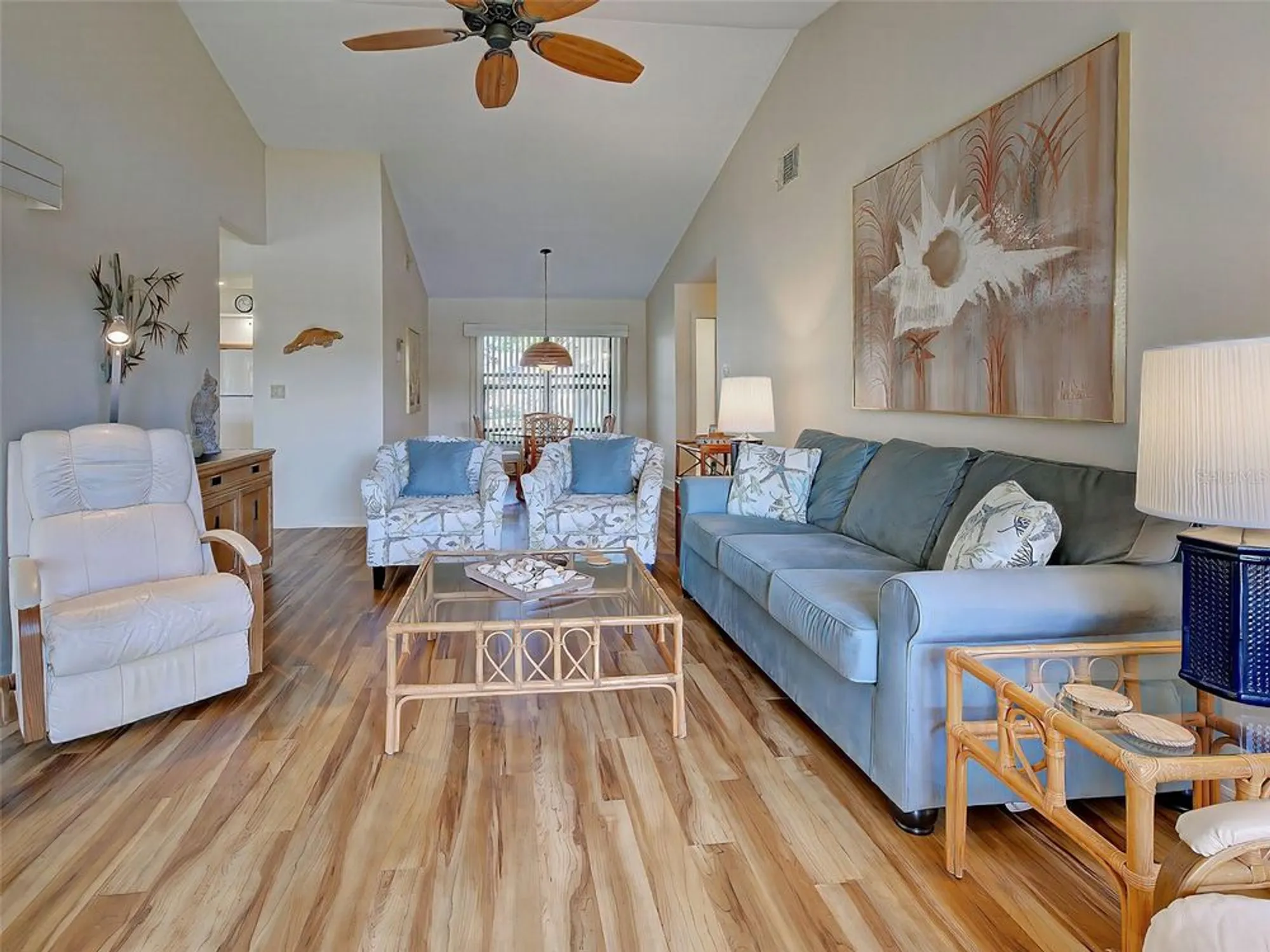 Property Slideshow image 18 of 74 | 220 southampton dr 325, Venice, FL, 34293