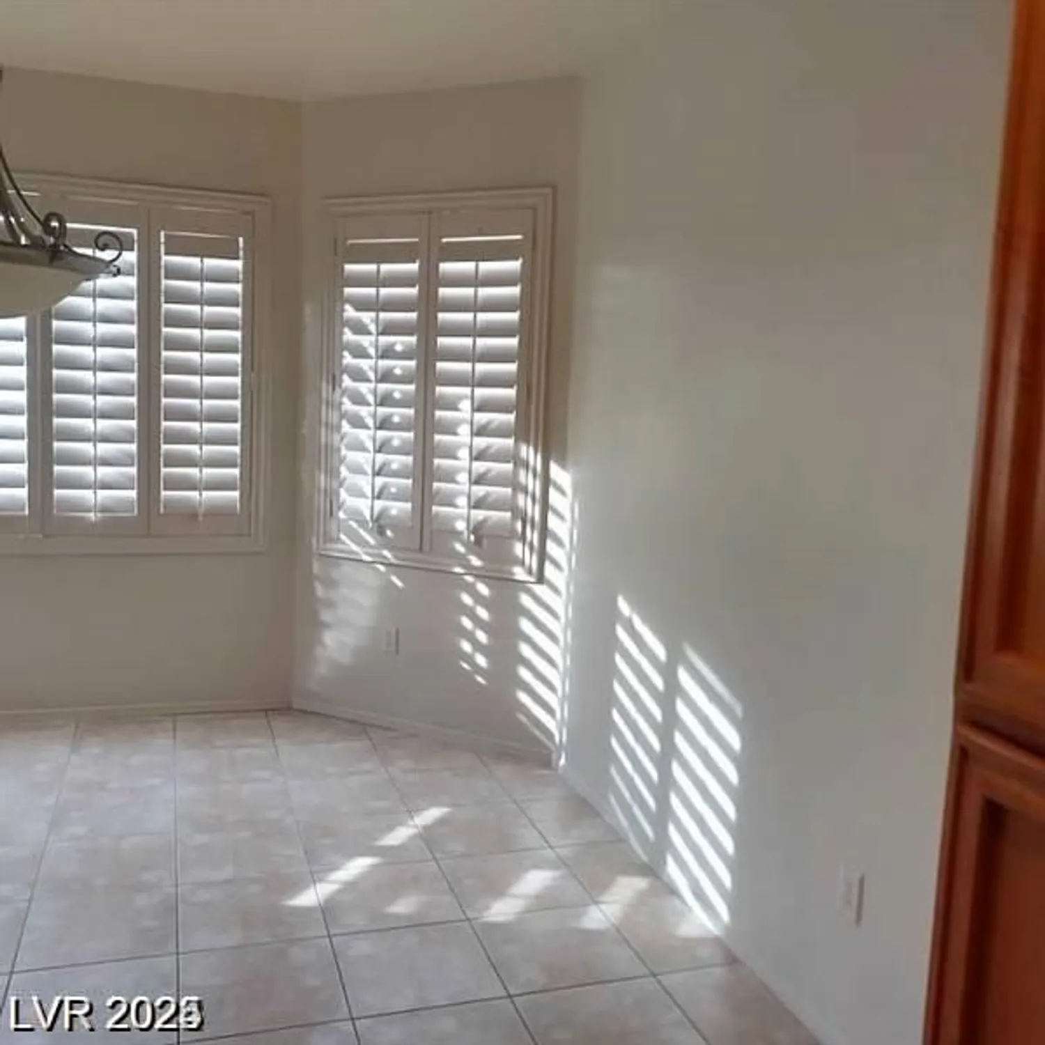 Property Slideshow image 16 of 64 | 1652 black fox canyon rd, Henderson, NV, 89052