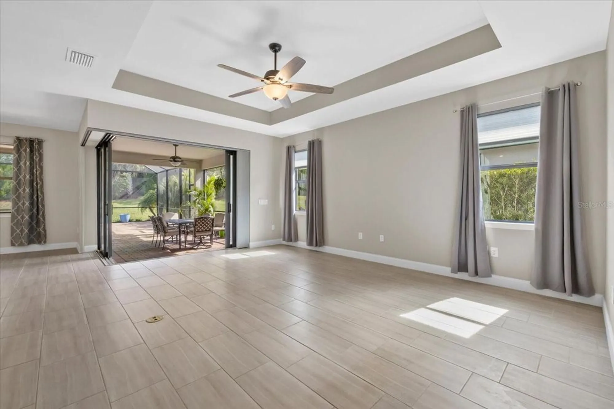 Property Slideshow image 11 of 43 | 6835 chester trl, Bradenton, FL, 34202