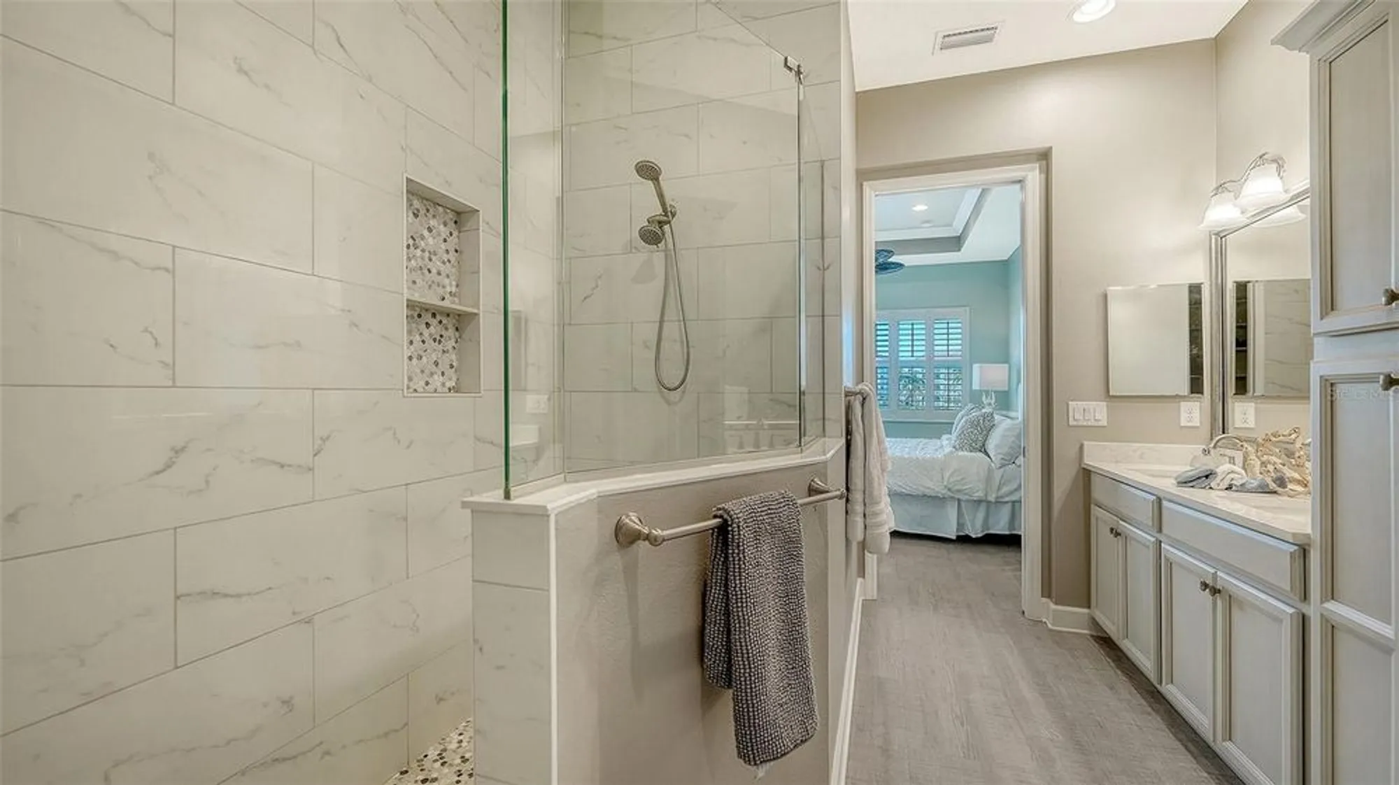 Property Slideshow image 31 of 79 | 344 sapphire lake dr unit 201, Bradenton, FL, 34209