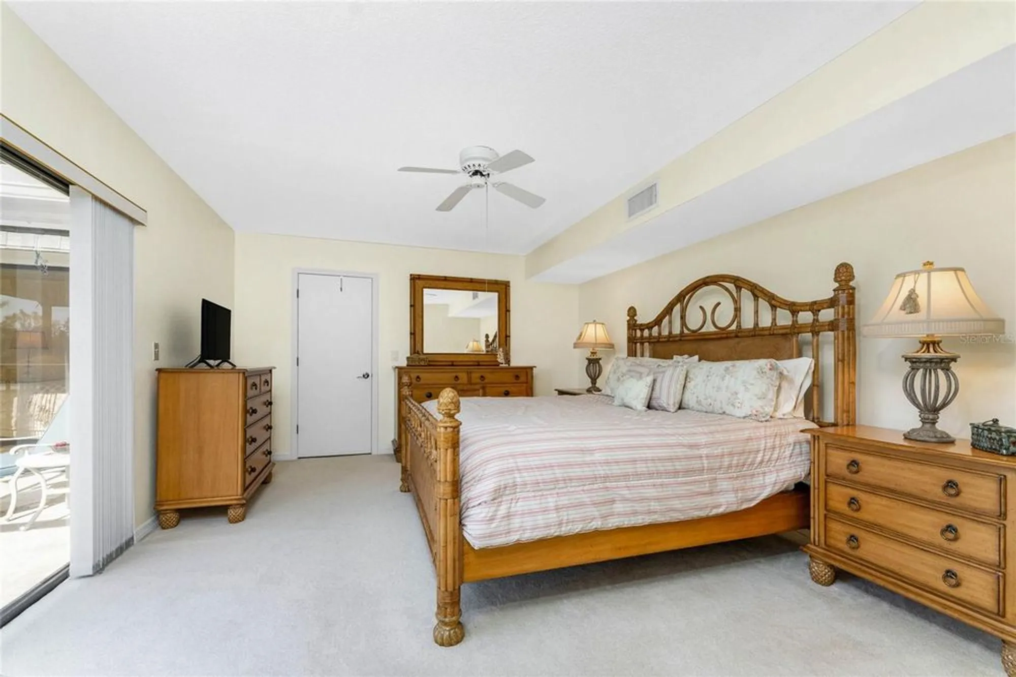 Property Slideshow image 25 of 42 | 3021 matecumbe key rd apt 4, Punta Gorda, FL, 33955